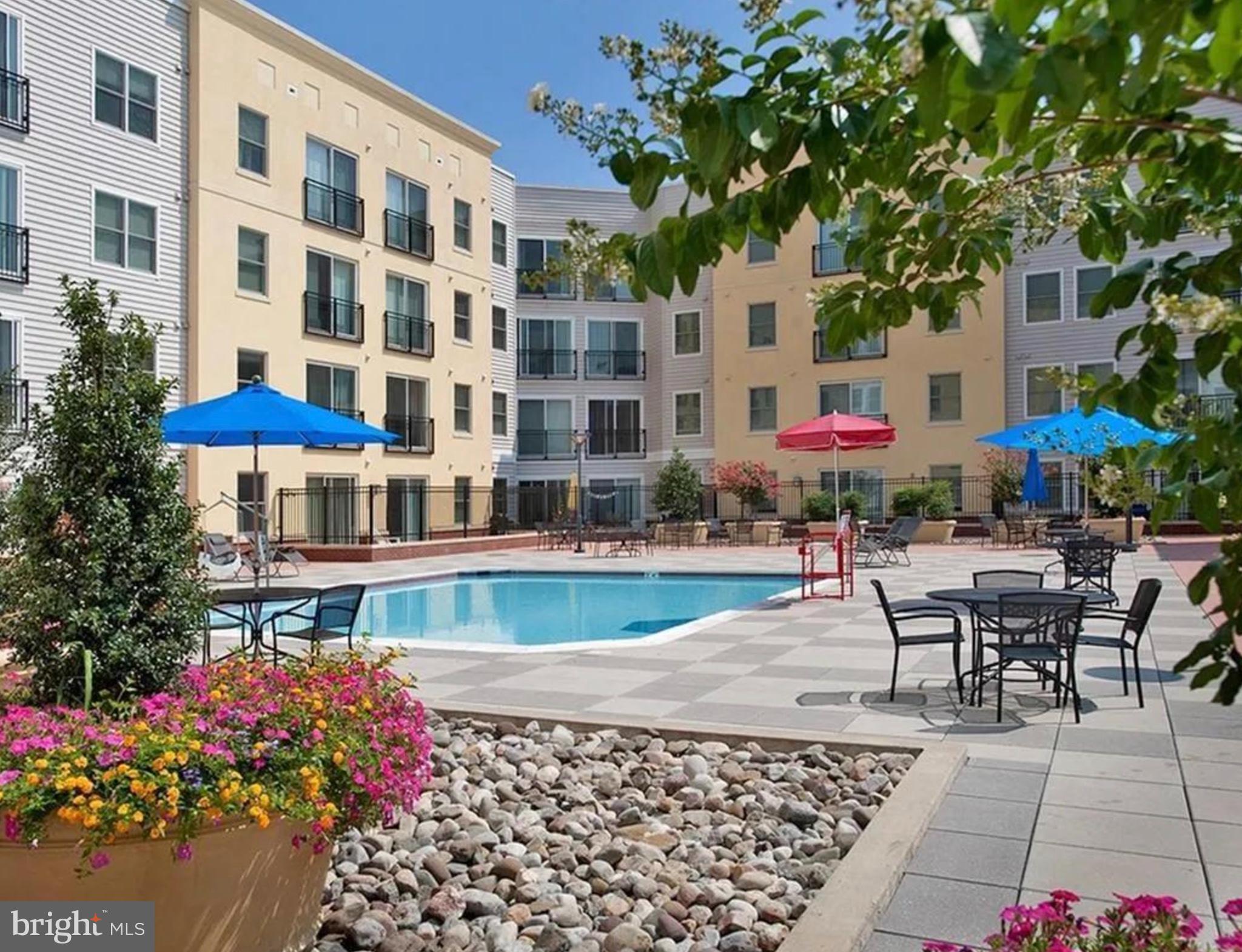 PALLADIAN - Residential