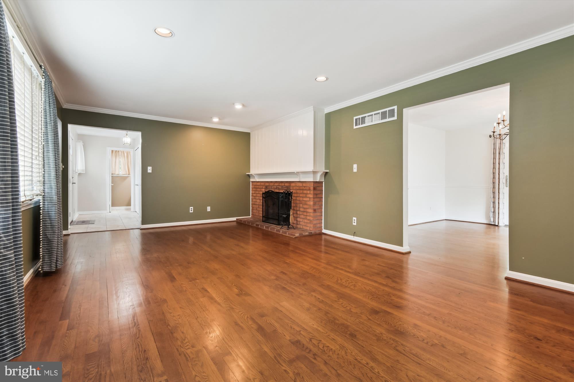 1016 W JOPPA ROAD