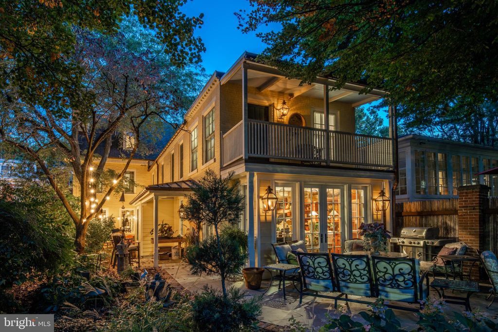 Photo of 215 E ORANGE ST, LANCASTER, PA 17602 (MLS # PALA2026406)