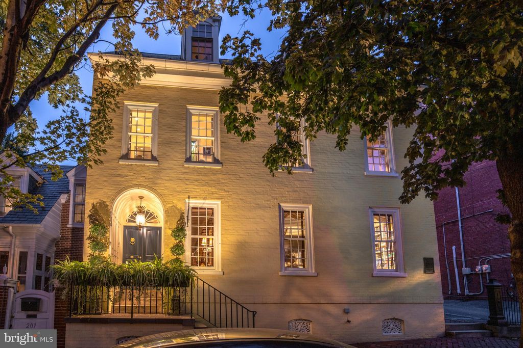 Photo of 215 E ORANGE ST, LANCASTER, PA 17602 (MLS # PALA2026406)