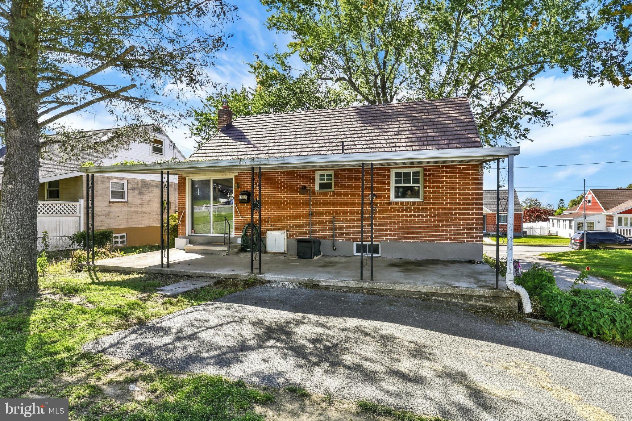 3535 GRAY STREET