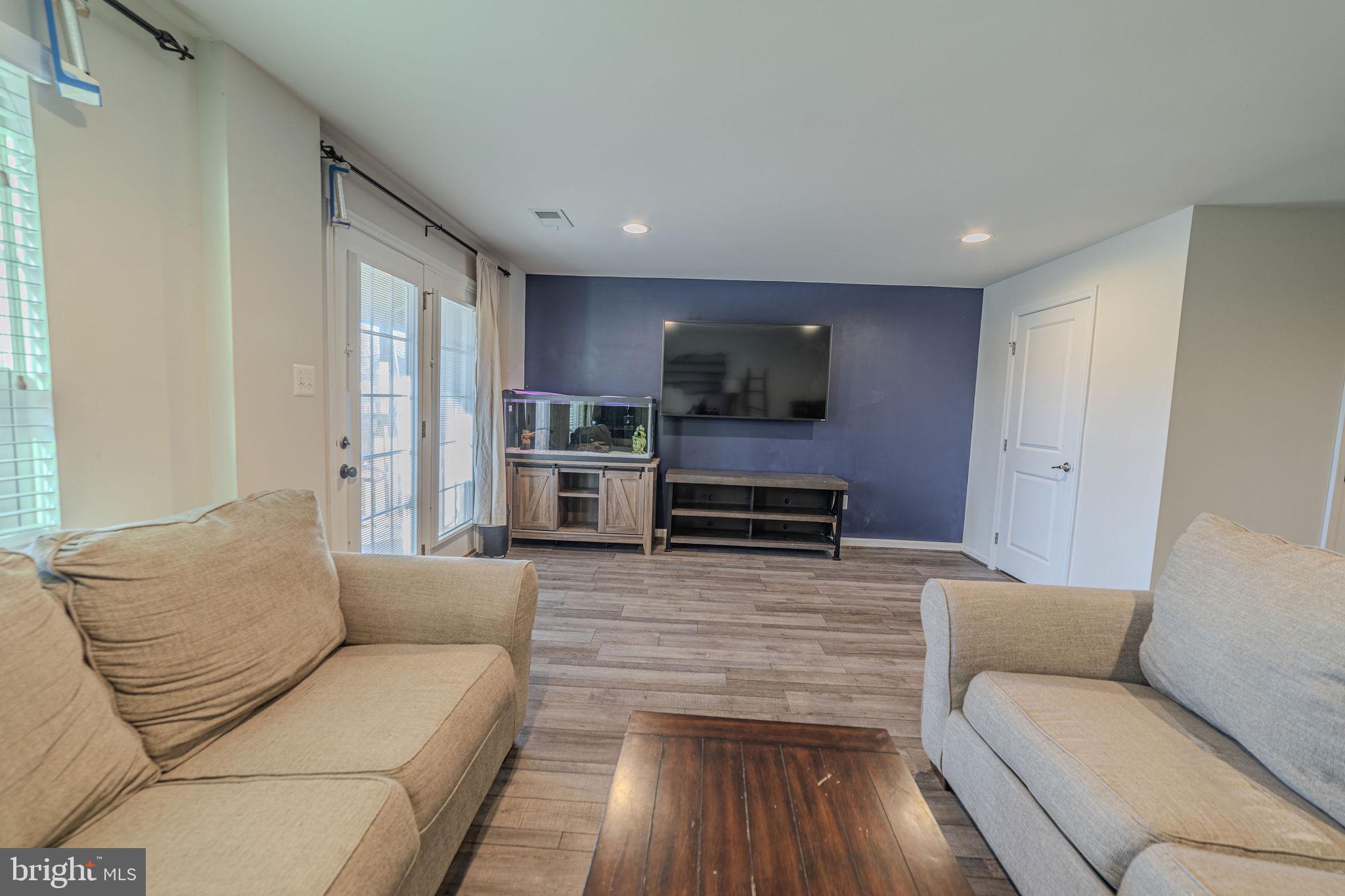 POTOMAC STATION - Residential