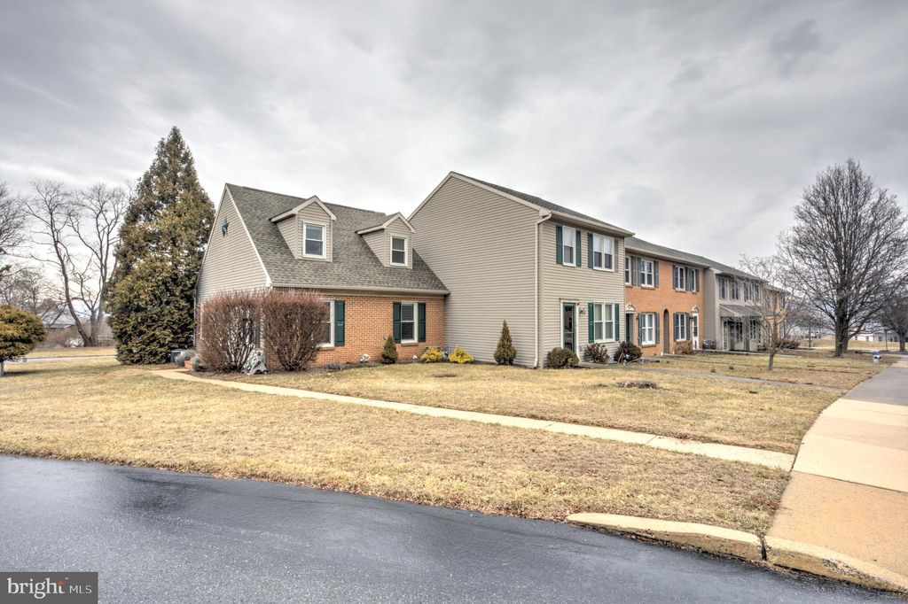 Photo of 108 Stonecrest Court, STEVENS, PA 17578 (MLS # PALA2066472)
