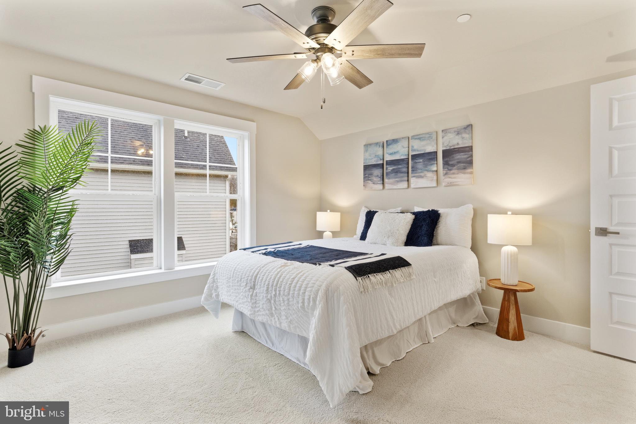 WATERS EDGE - Residential