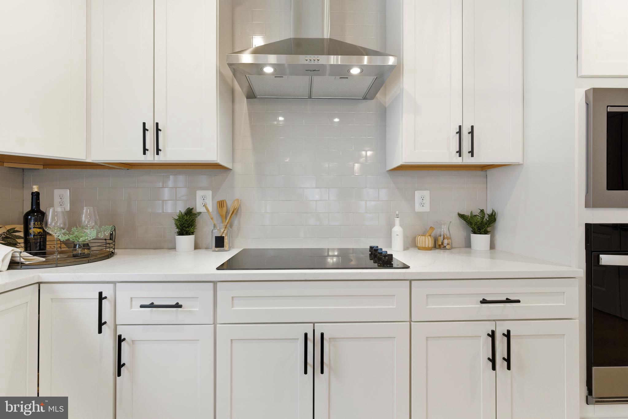 WATERS EDGE - Residential