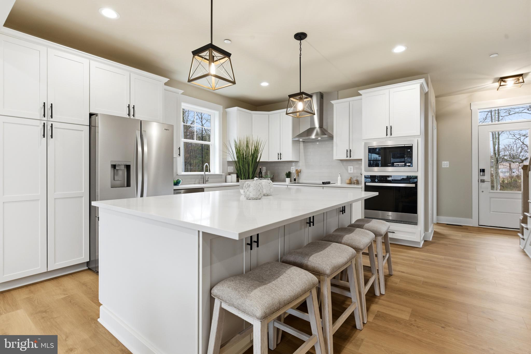 WATERS EDGE - Residential