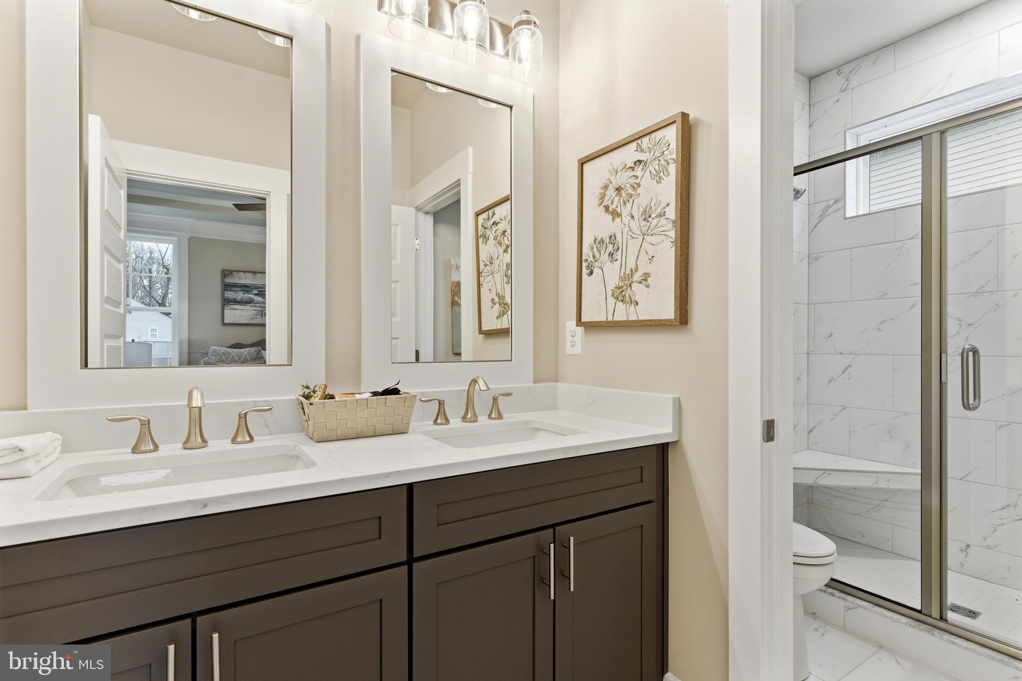 WATERS EDGE - Residential