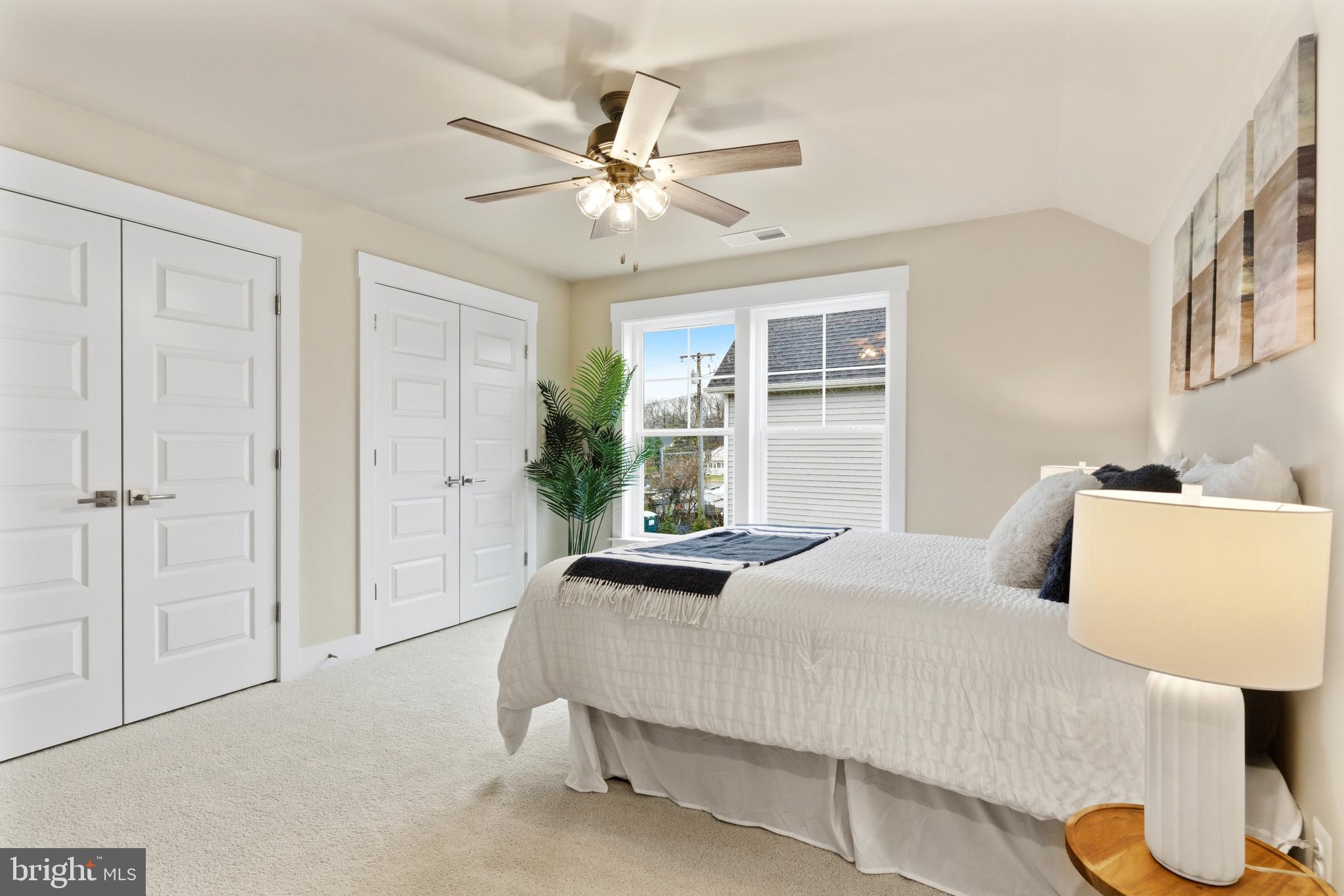 WATERS EDGE - Residential