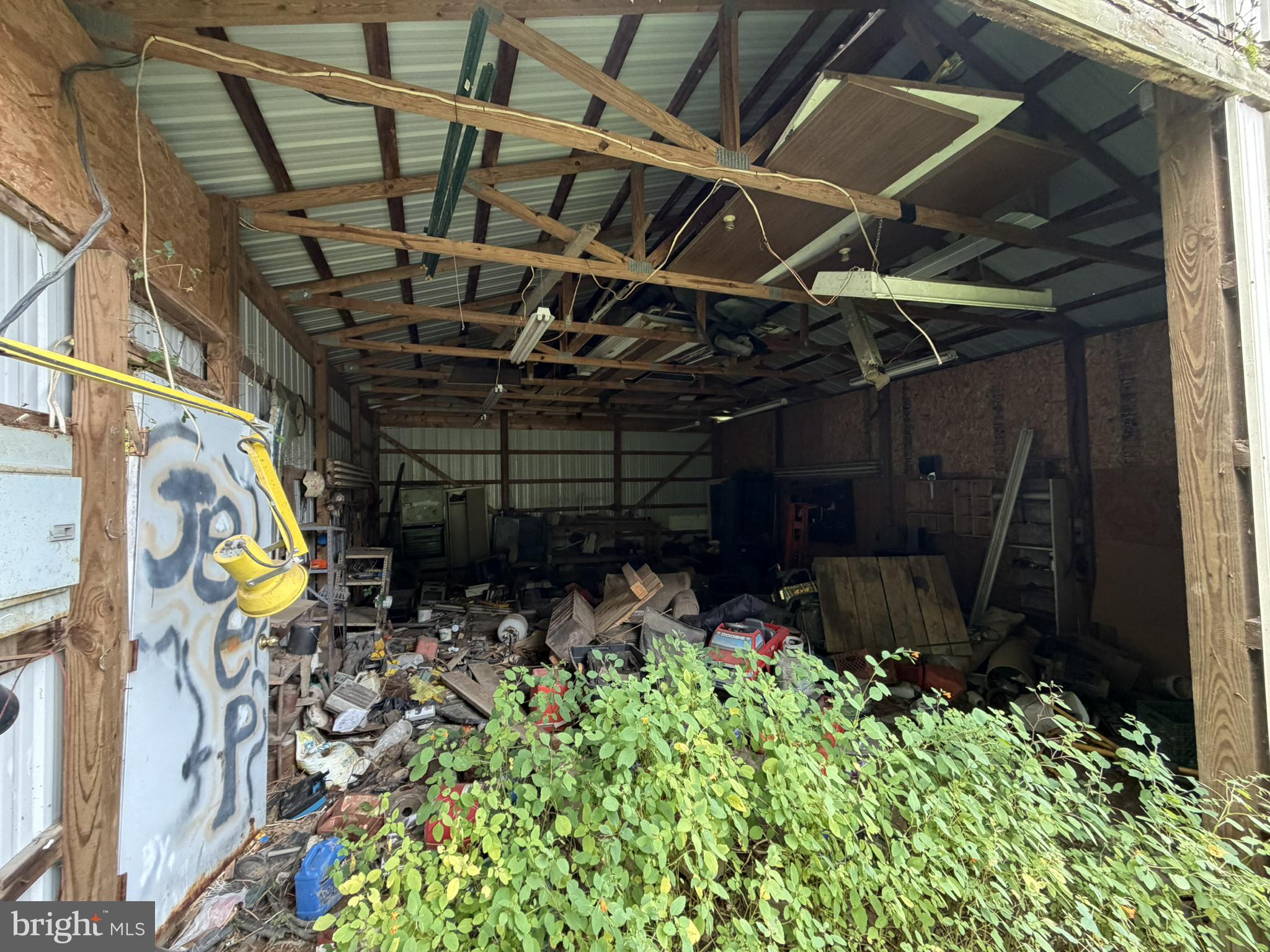 11682 LOOP ROAD