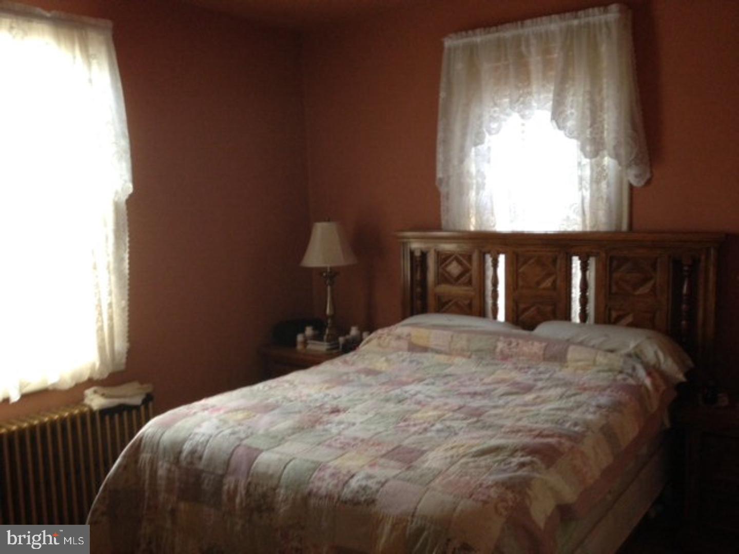 POTTSVILLE - Residential