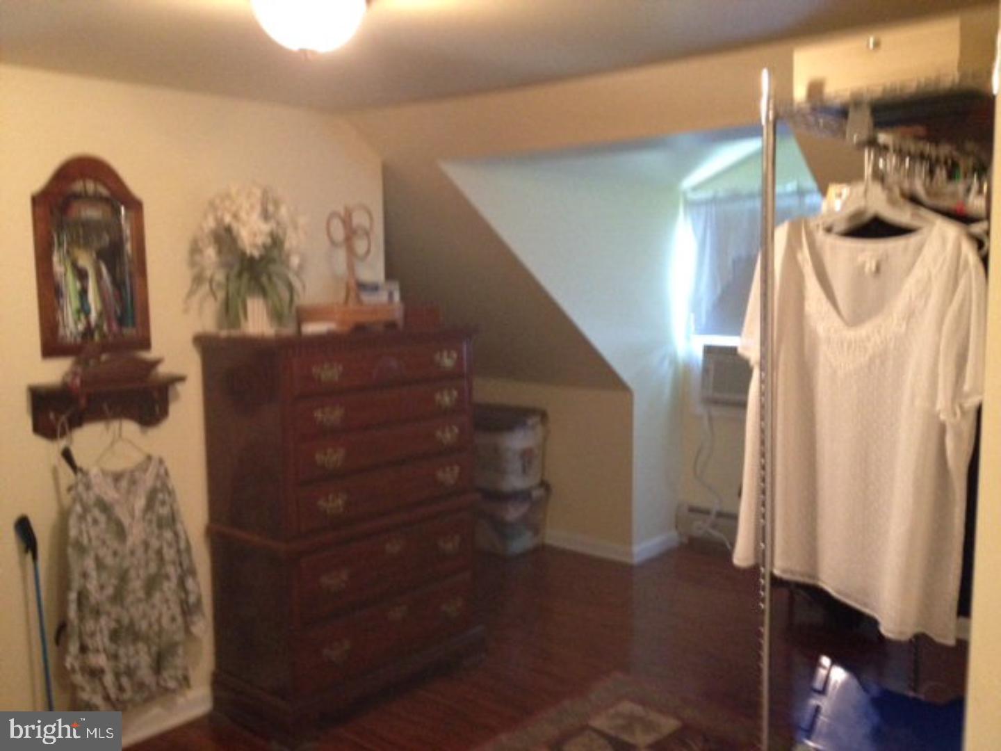 POTTSVILLE - Residential