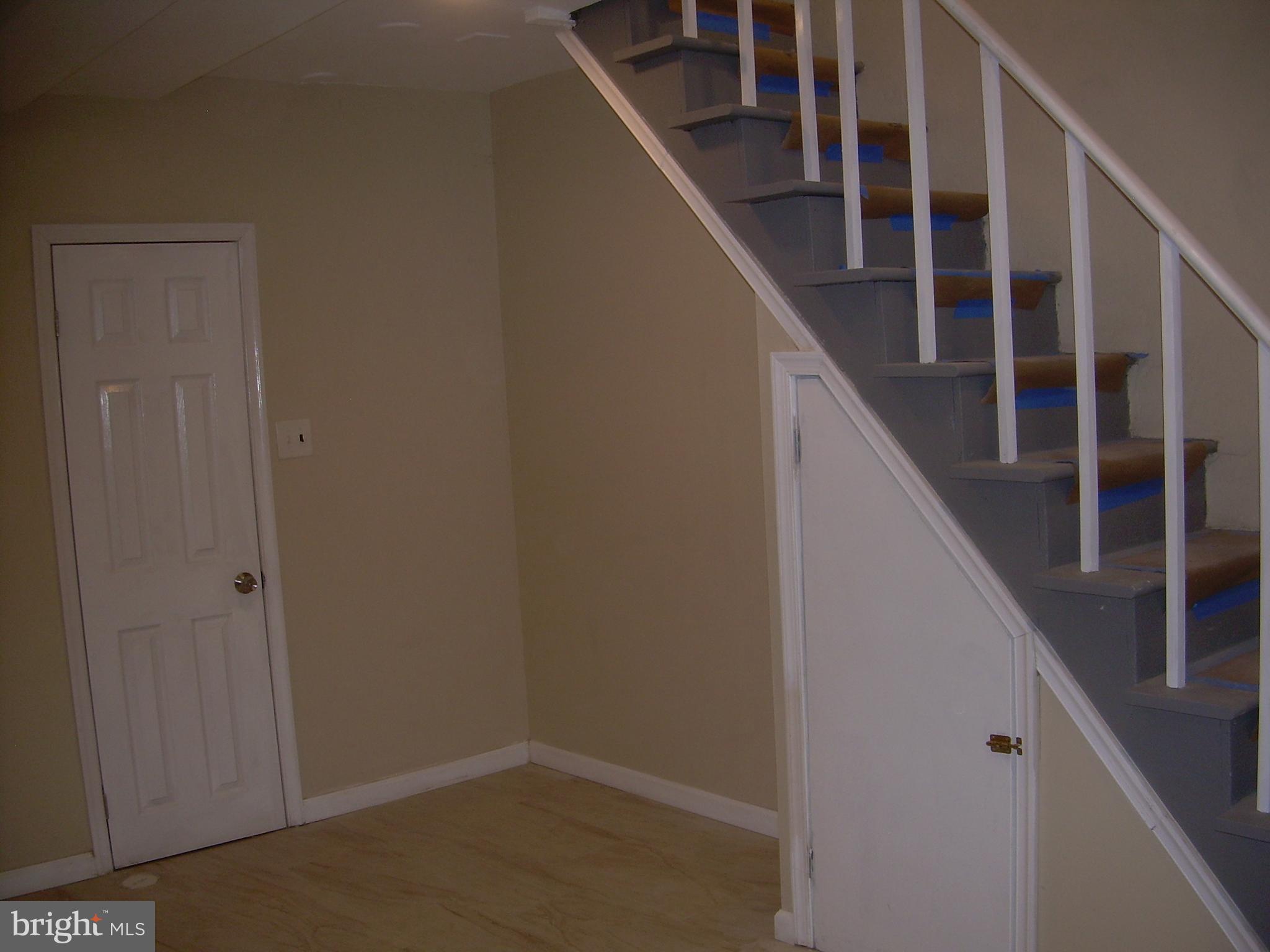 OXFORD CIRCLE - Residential