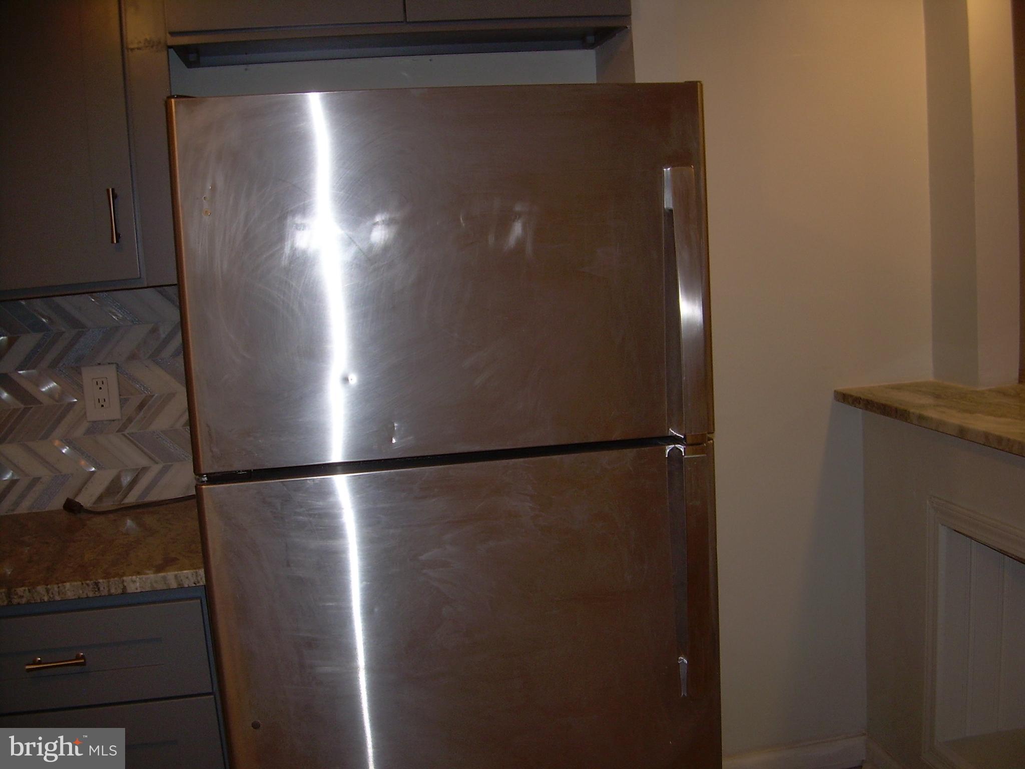 OXFORD CIRCLE - Residential