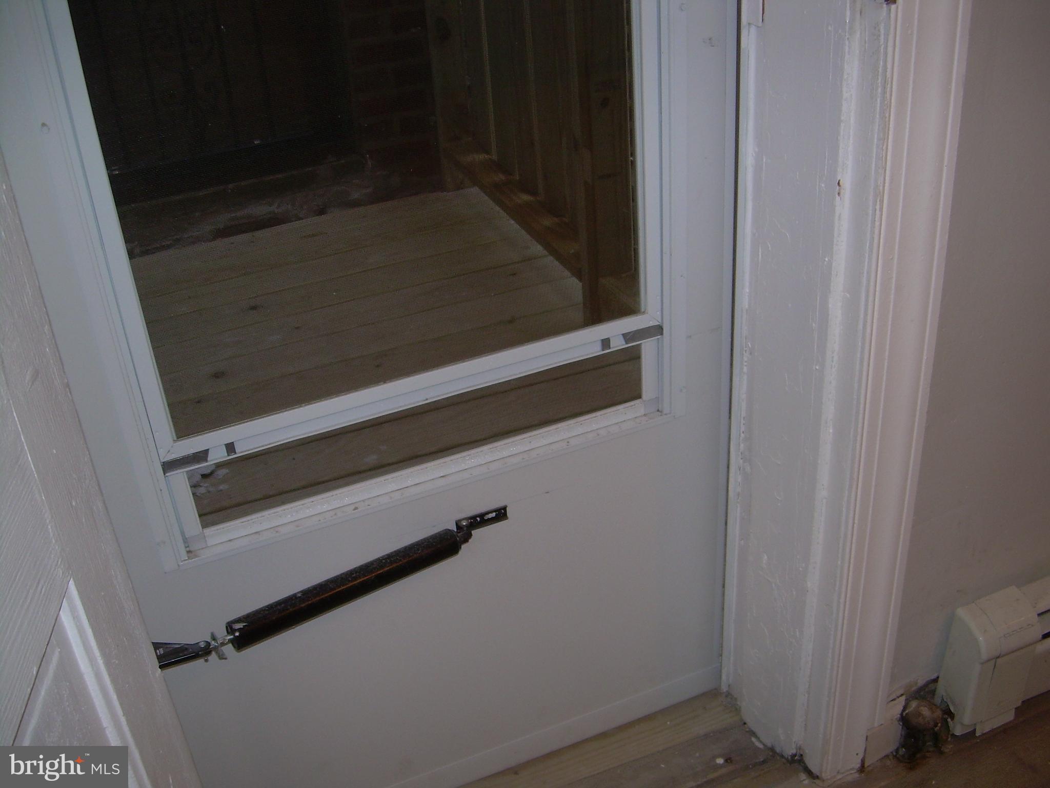 OXFORD CIRCLE - Residential