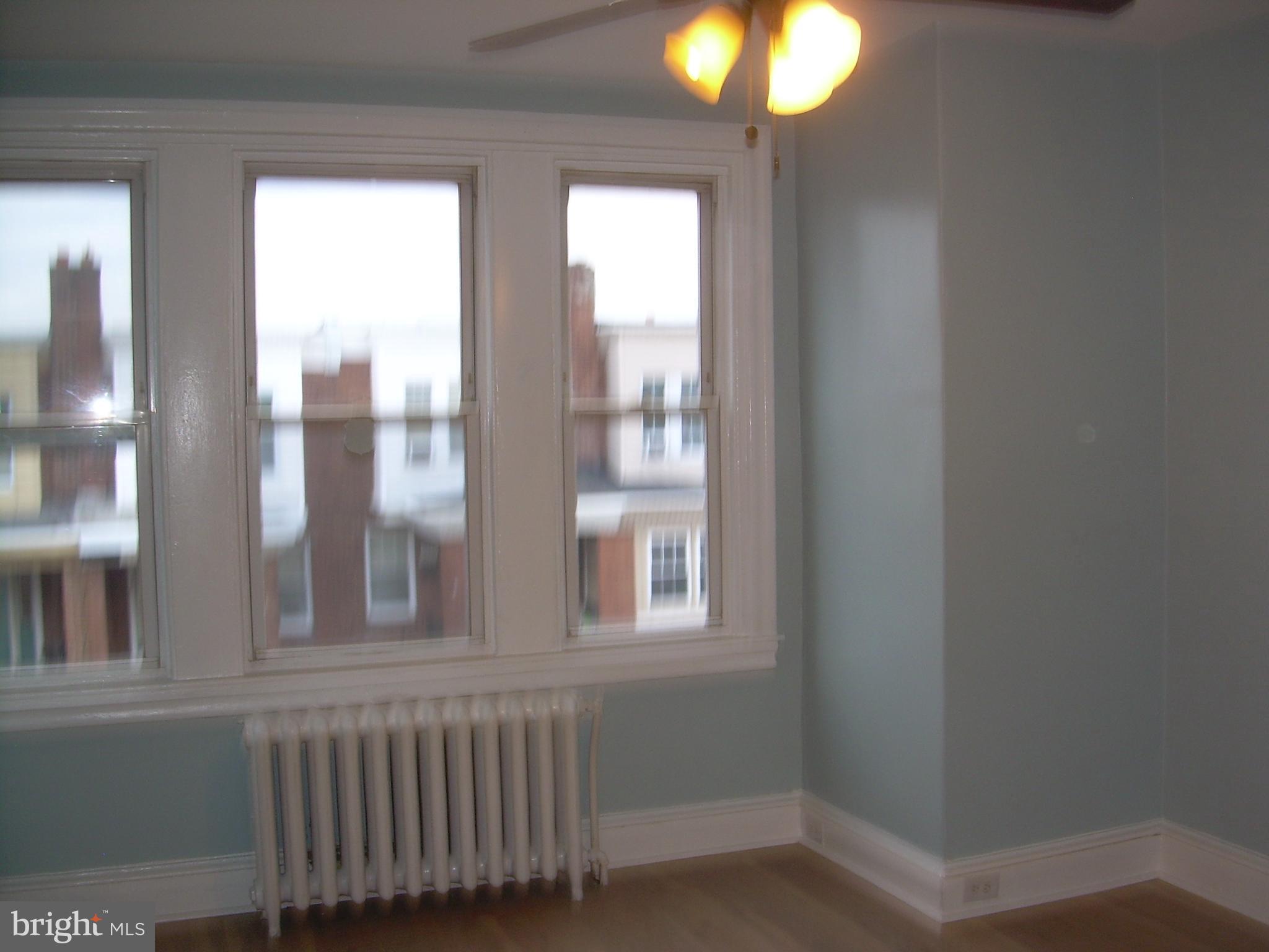 OXFORD CIRCLE - Residential