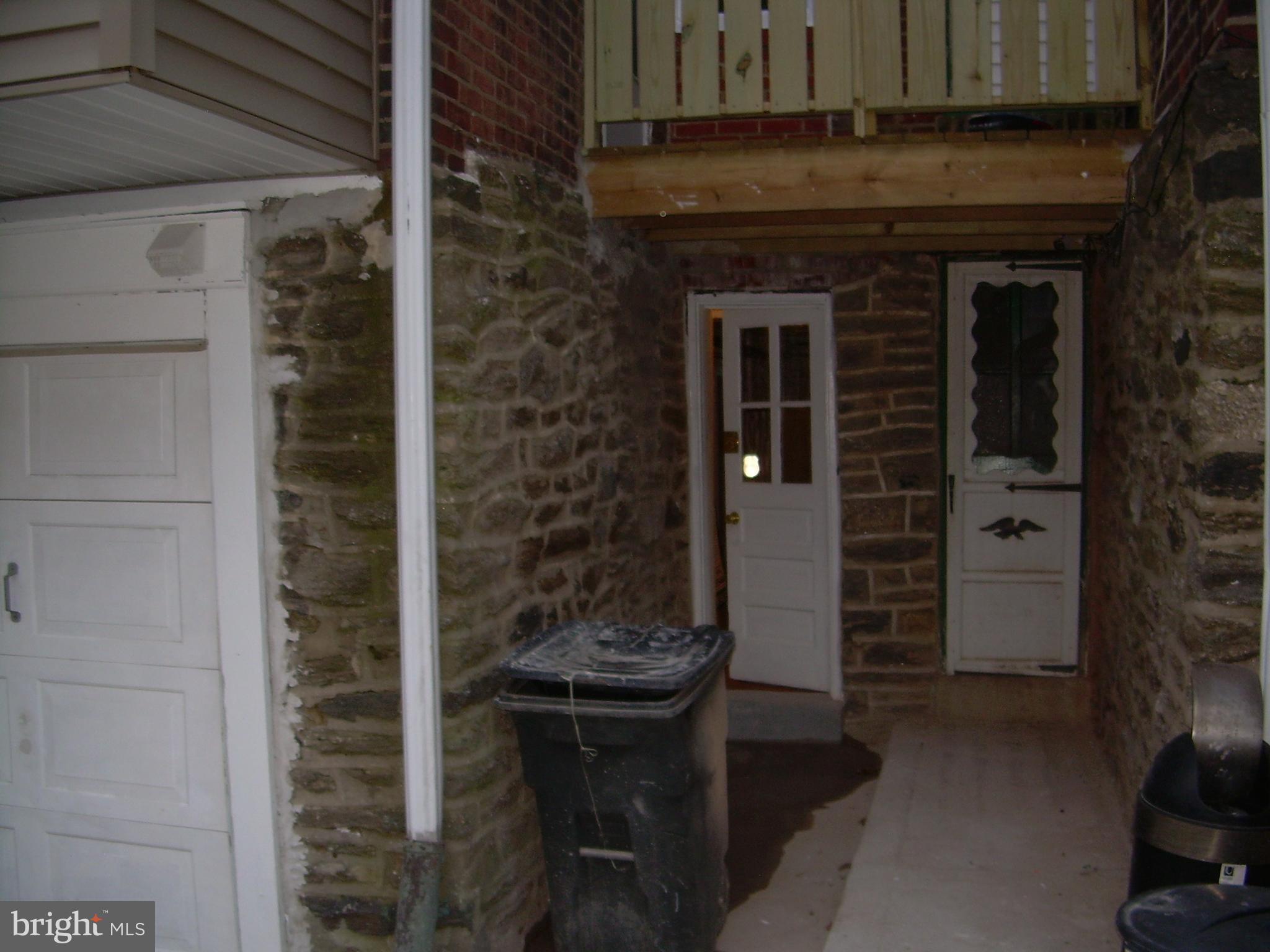 OXFORD CIRCLE - Residential