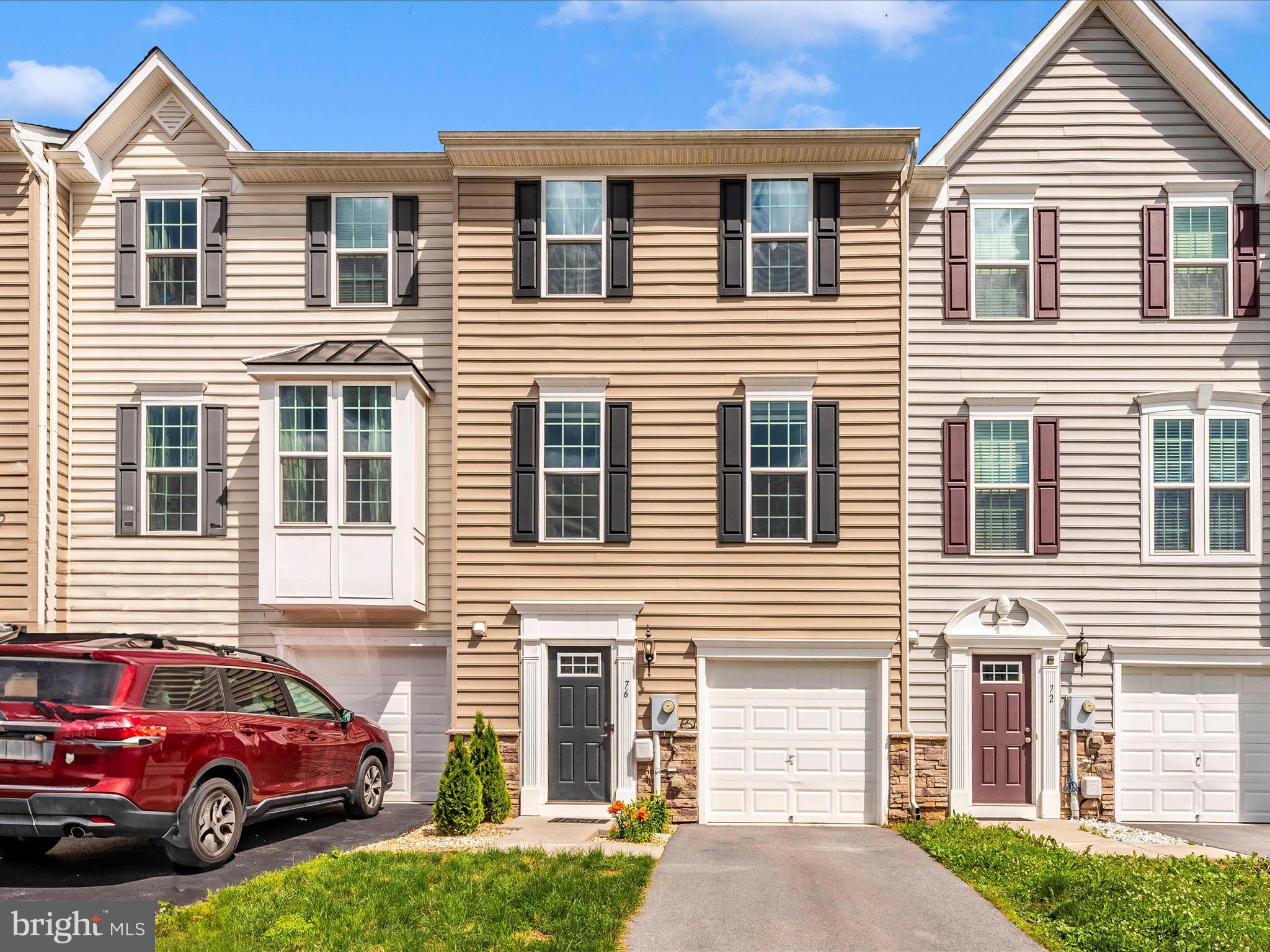 POTOMAC STATION - Residential