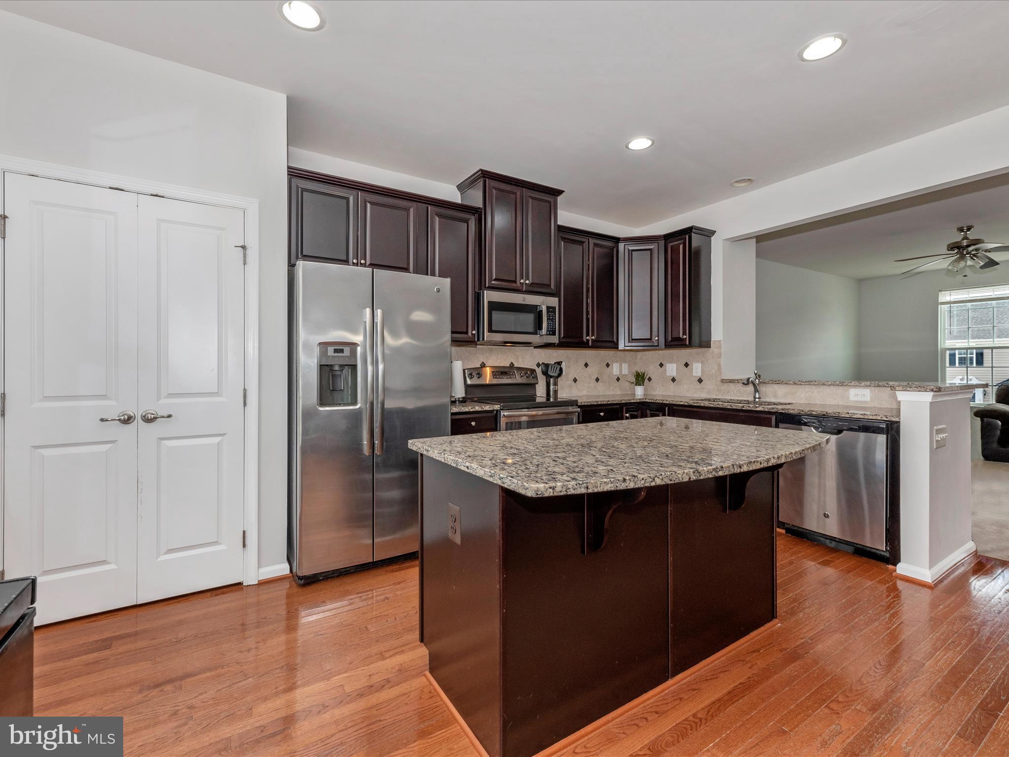 POTOMAC STATION - Residential