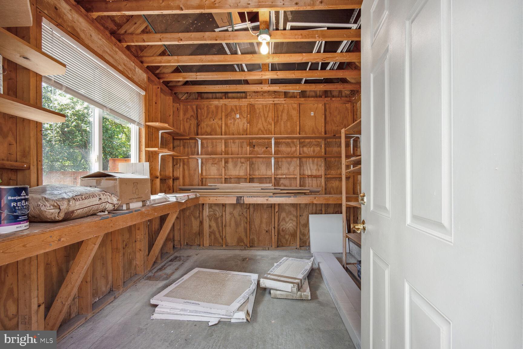 WAVERLY HILLS - Residential