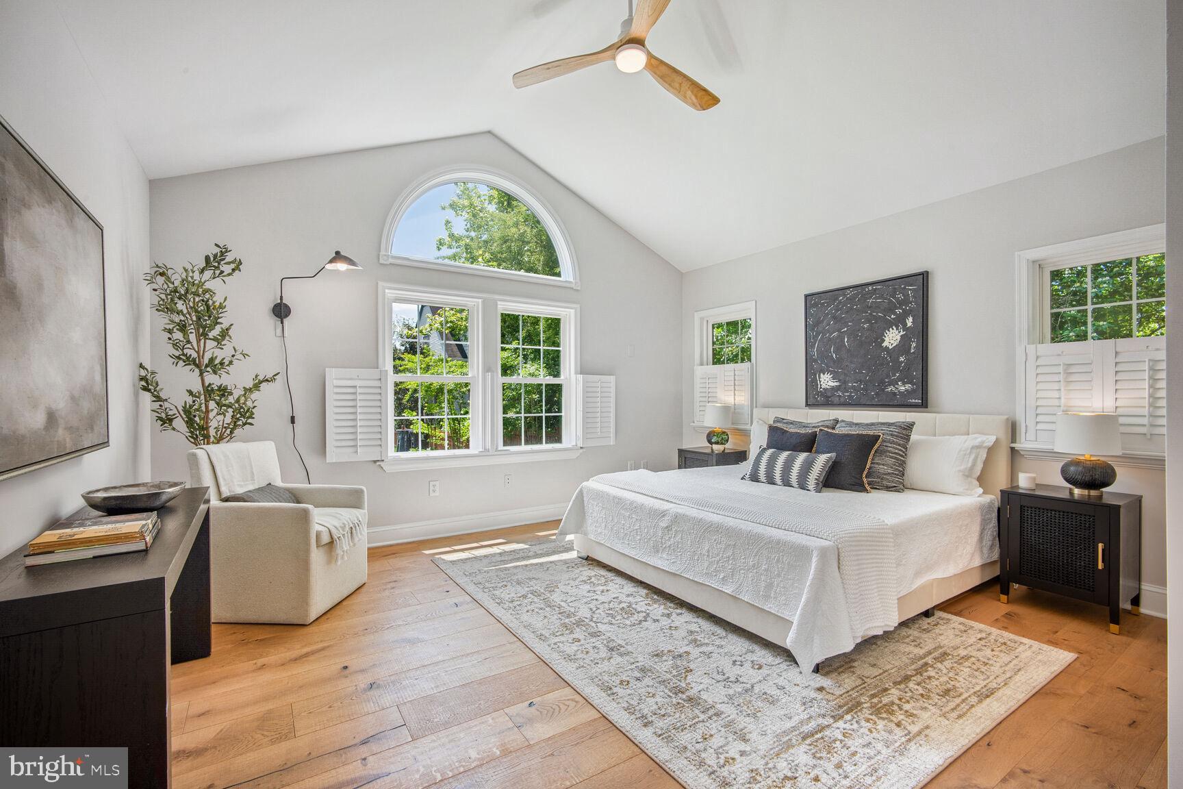 WAVERLY HILLS - Residential