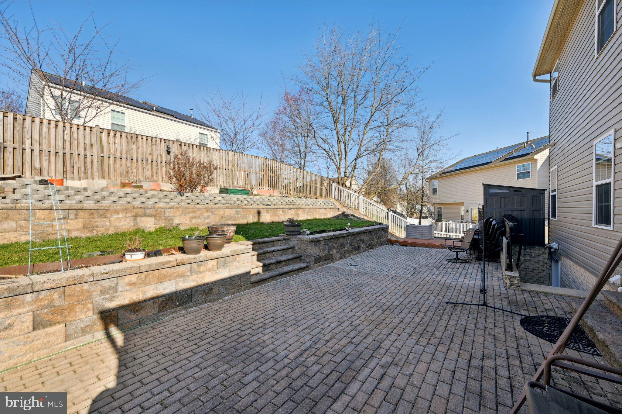 KINGS WOODS - Residential