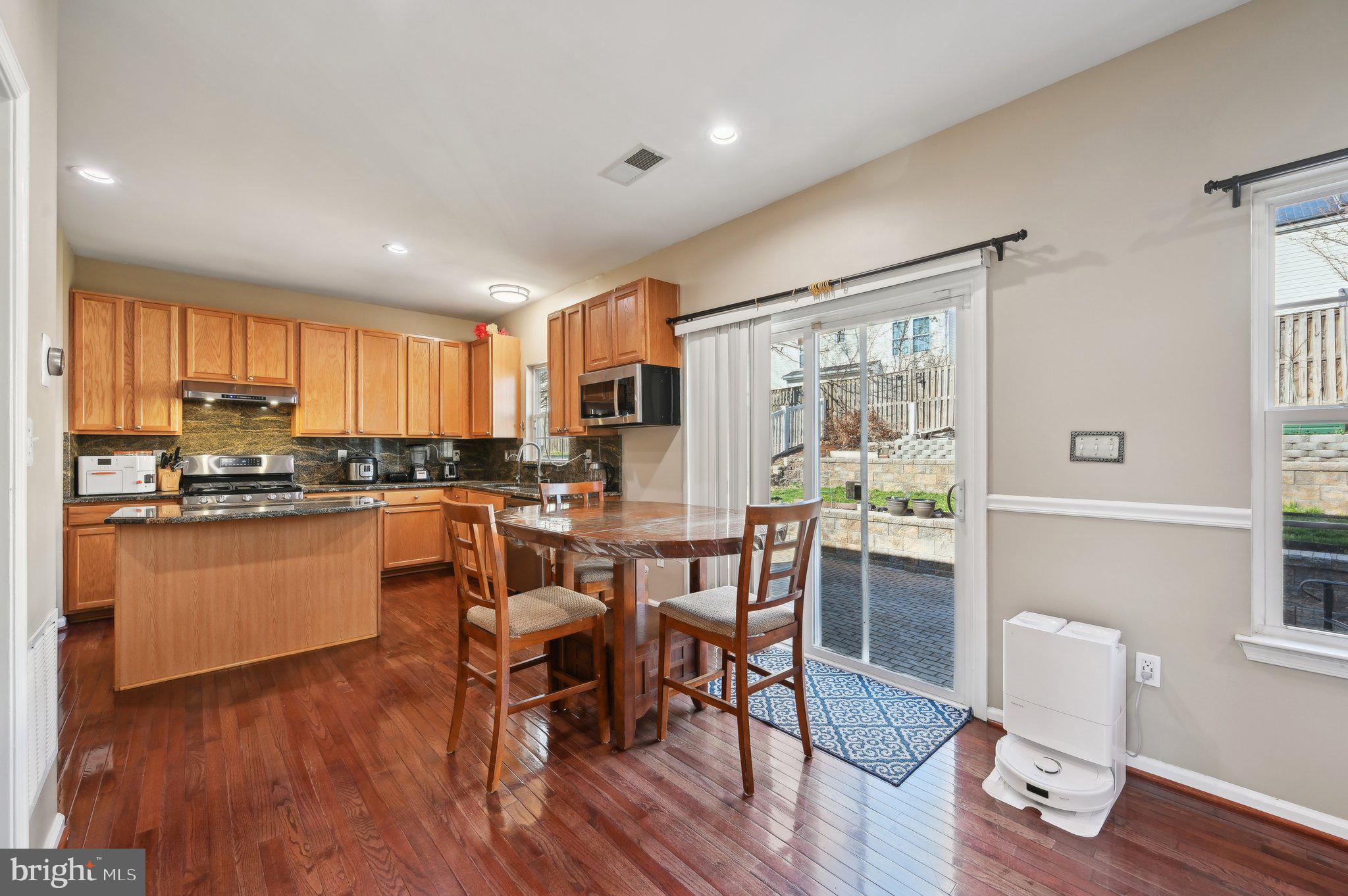 KINGS WOODS - Residential