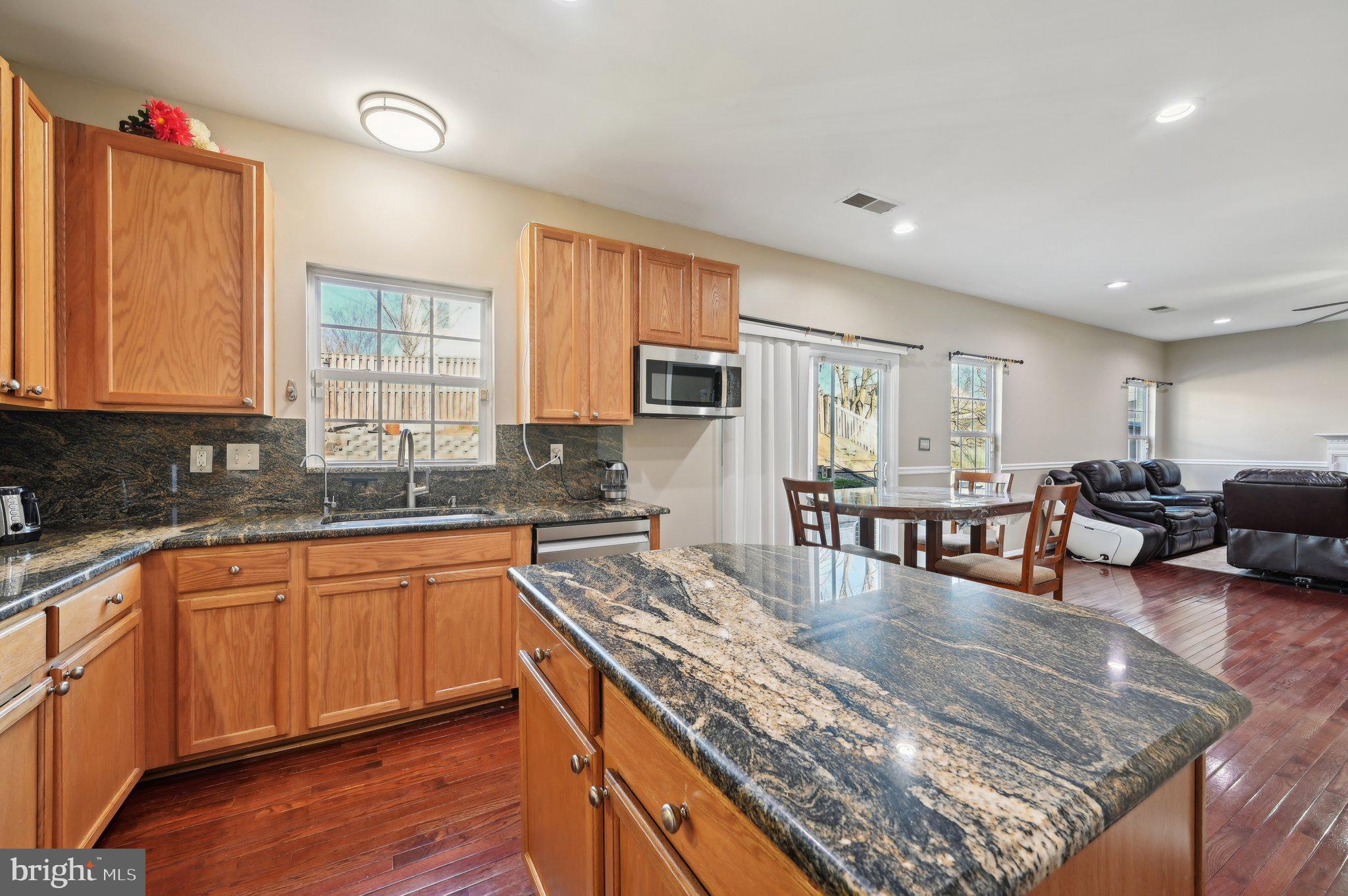 KINGS WOODS - Residential