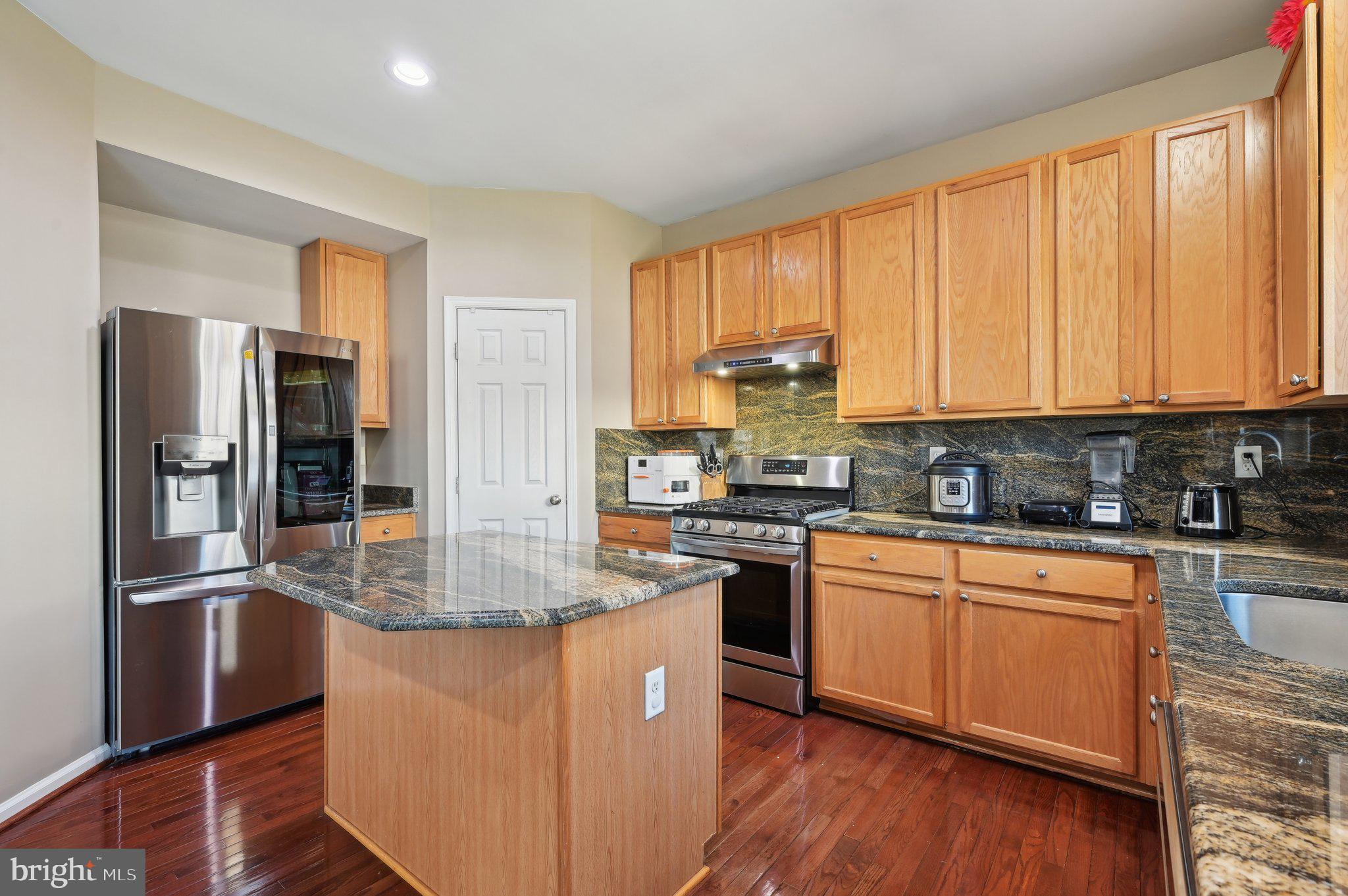 KINGS WOODS - Residential