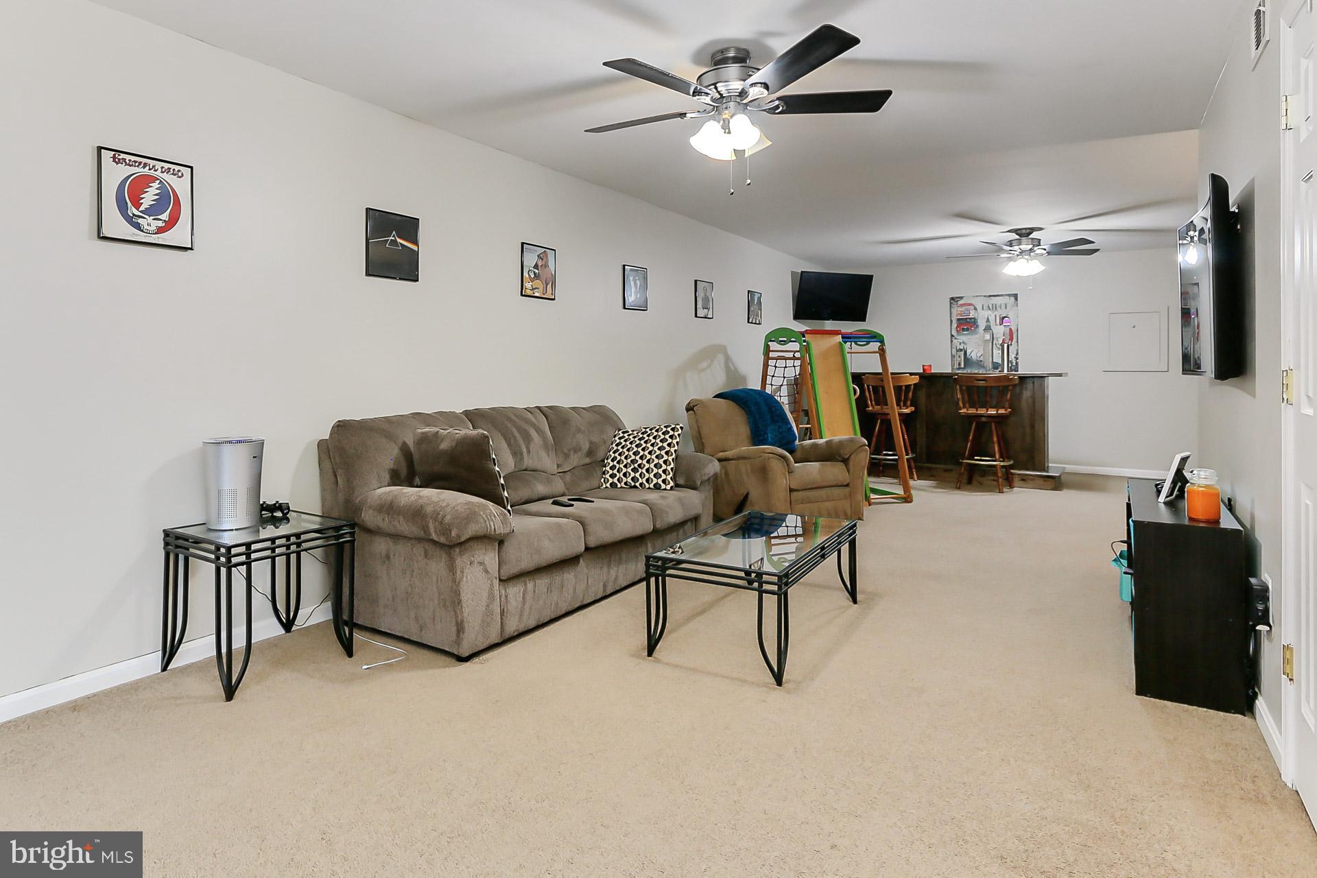 THE MEWS AT MENLOUGH - Residential