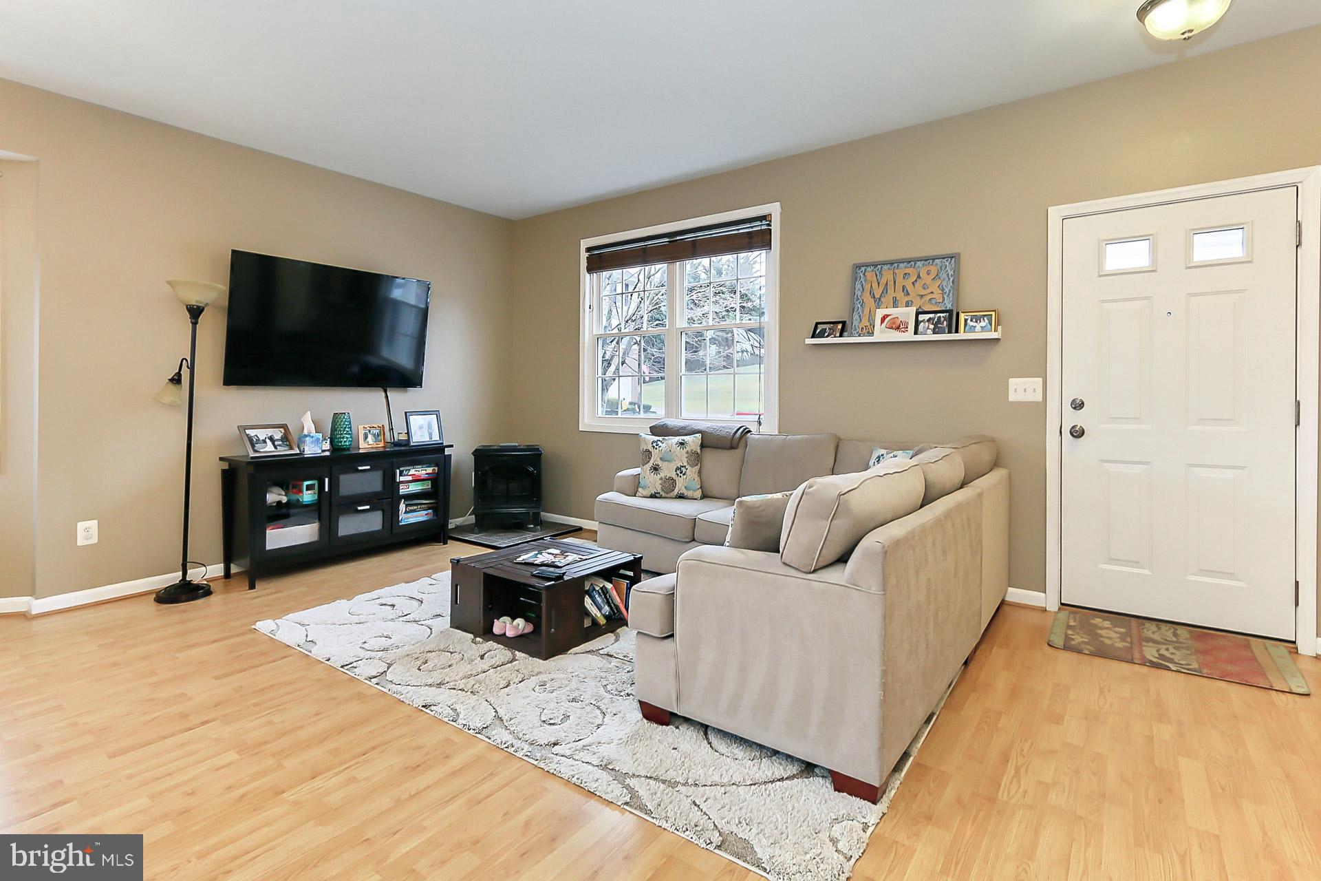 THE MEWS AT MENLOUGH - Residential