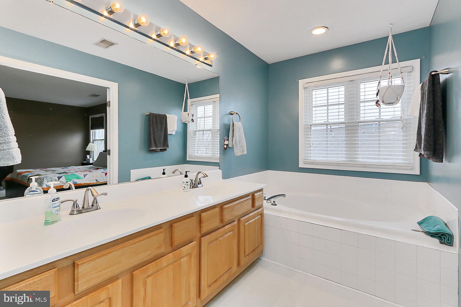 THE MEWS AT MENLOUGH - Residential