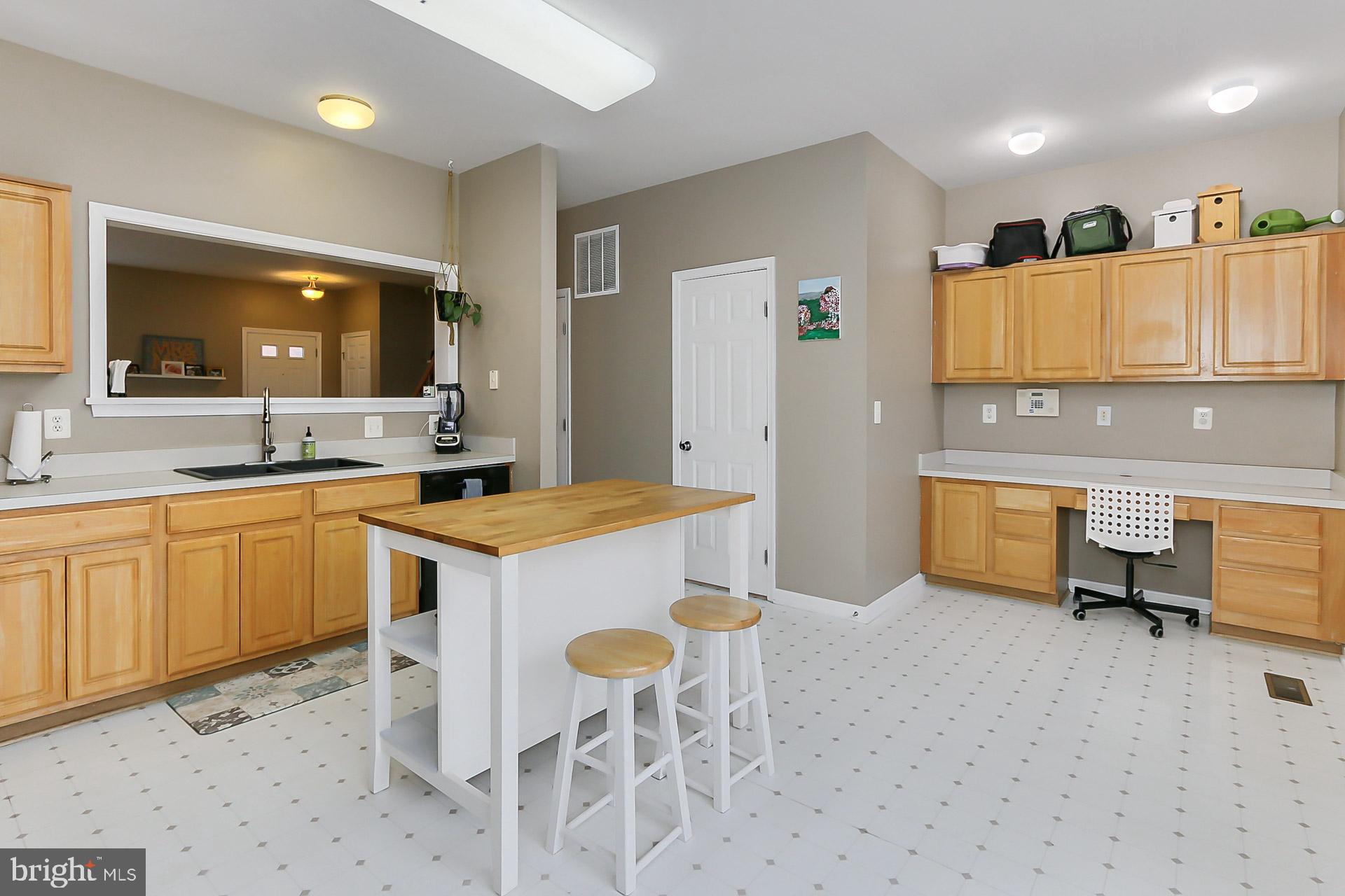 THE MEWS AT MENLOUGH - Residential