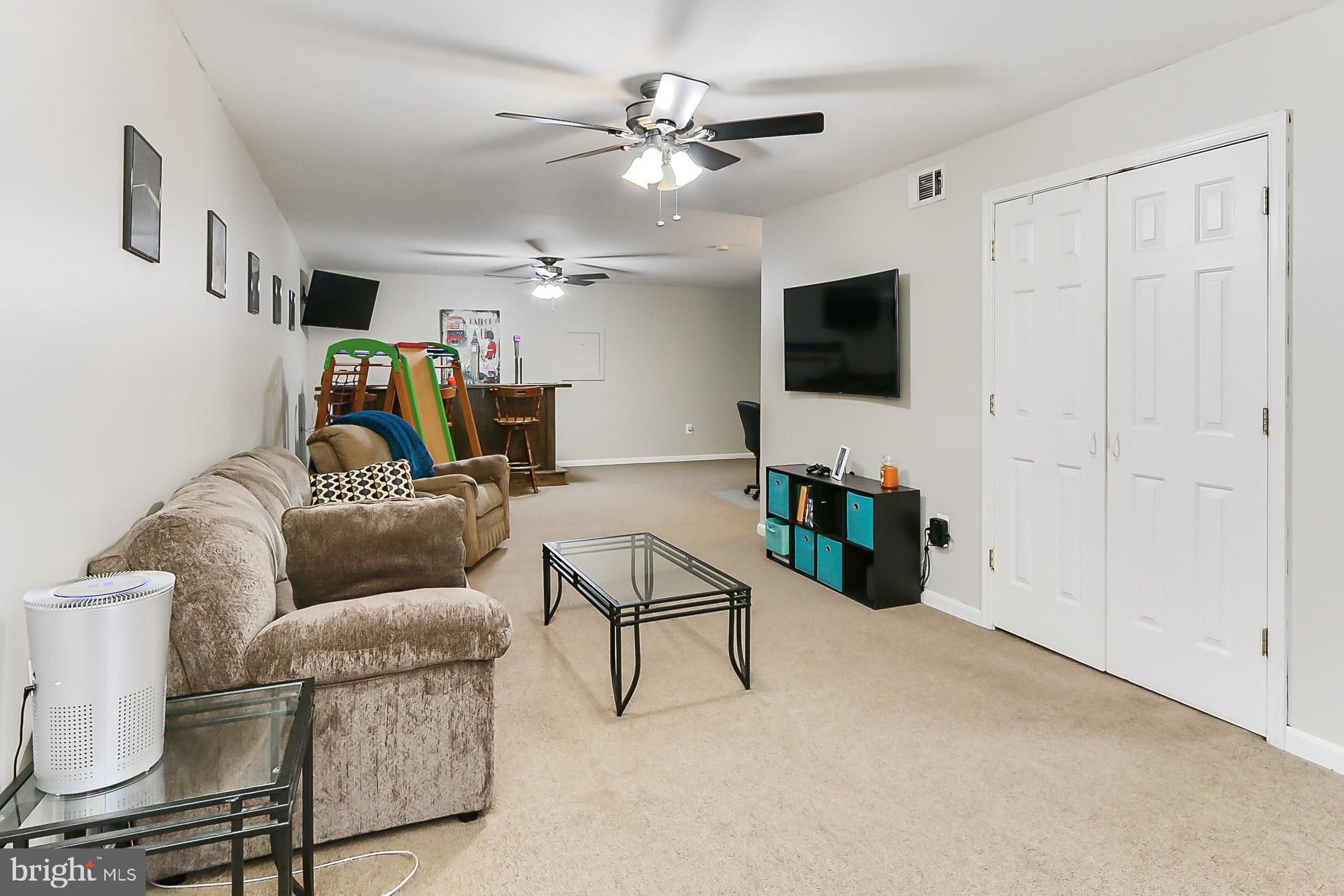 THE MEWS AT MENLOUGH - Residential