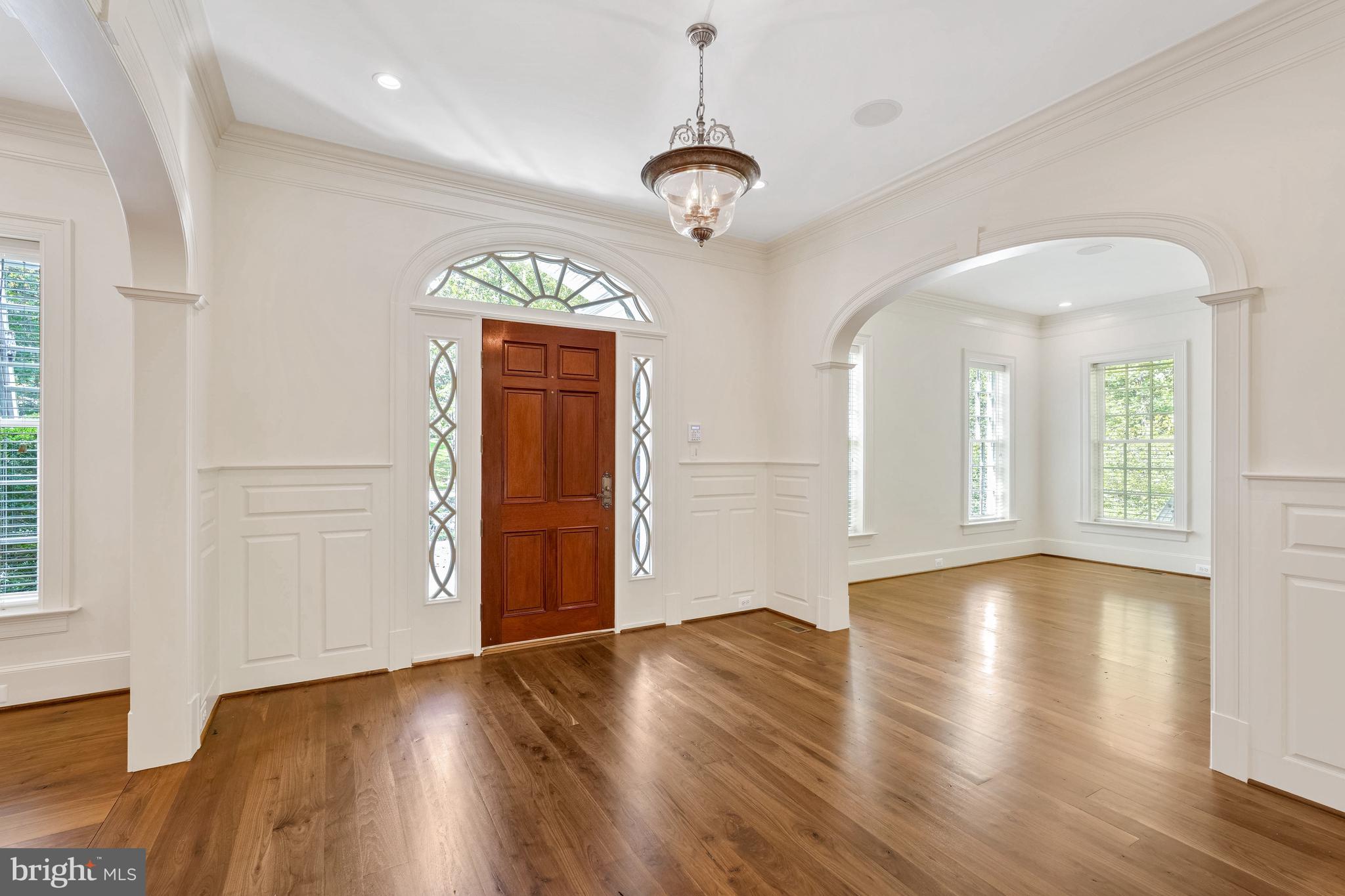 919 DOMINION RESERVE DRIVE