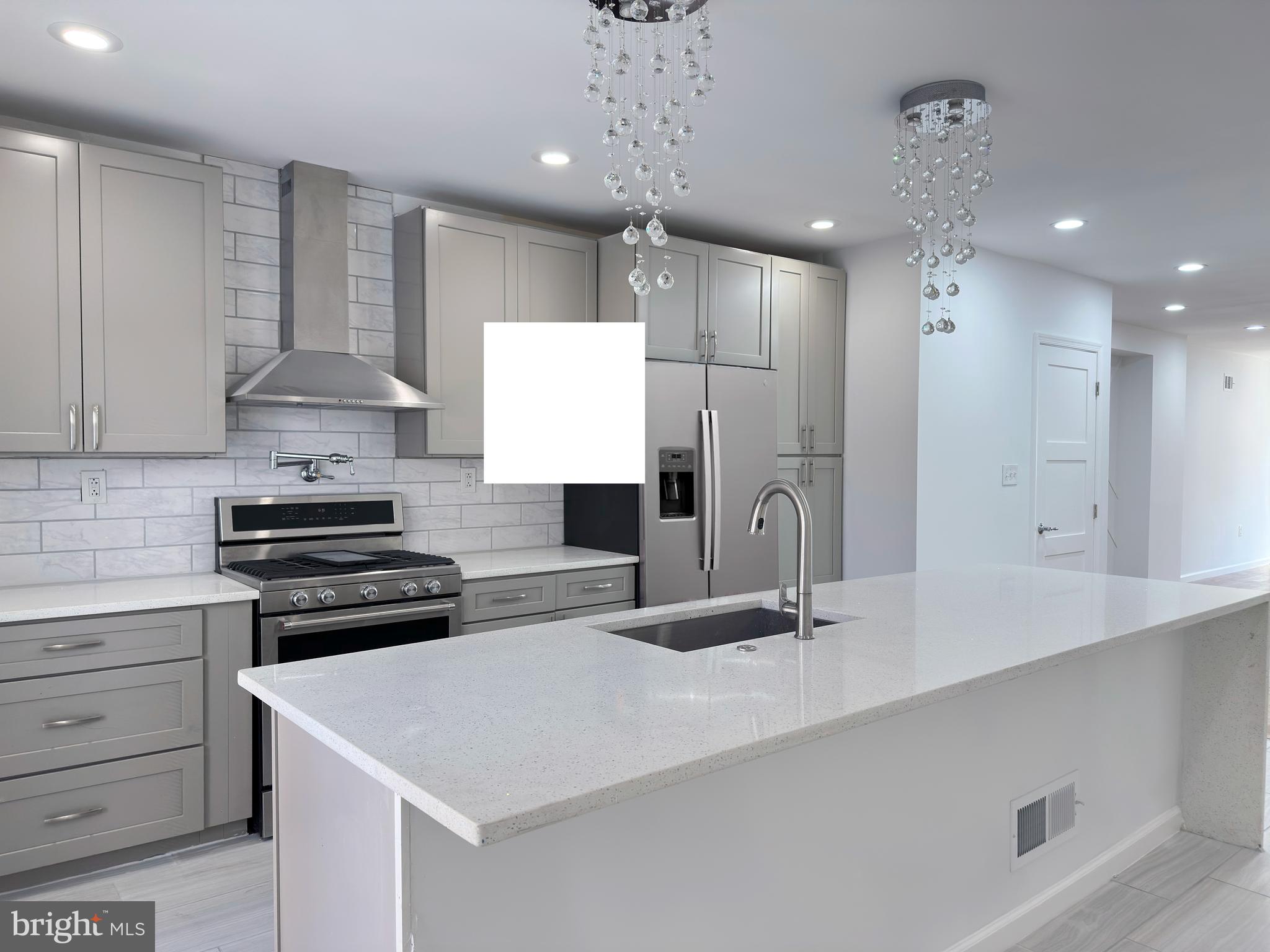 POINT BREEZE - Residential