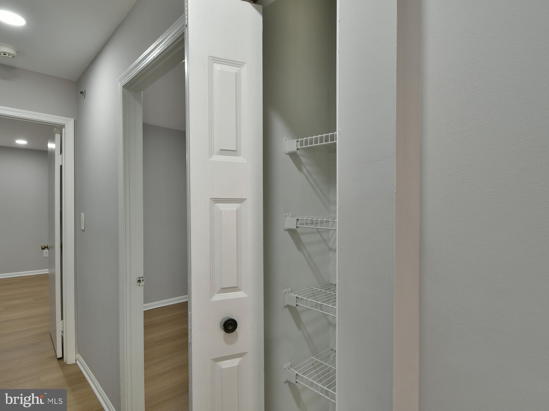 GLENSFORD CONDO - Residential Lease