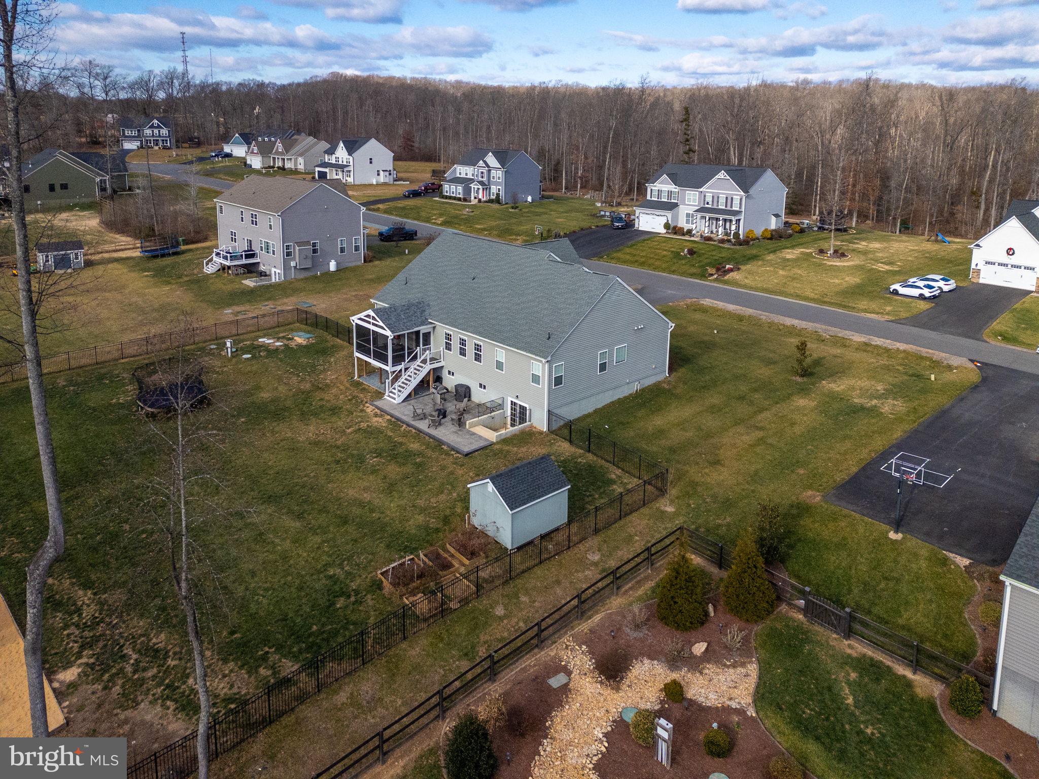 KELLOGG MILL - Residential