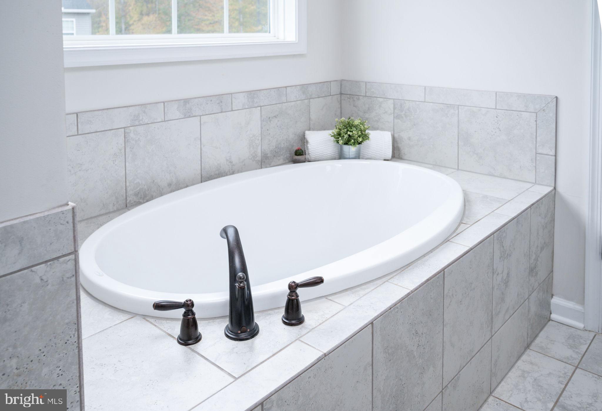 KELLOGG MILL - Residential