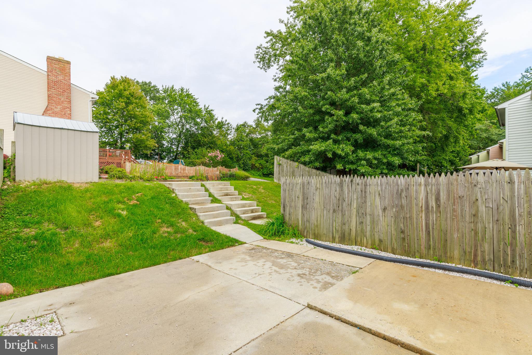 BRENTWOOD SQUARE - Residential