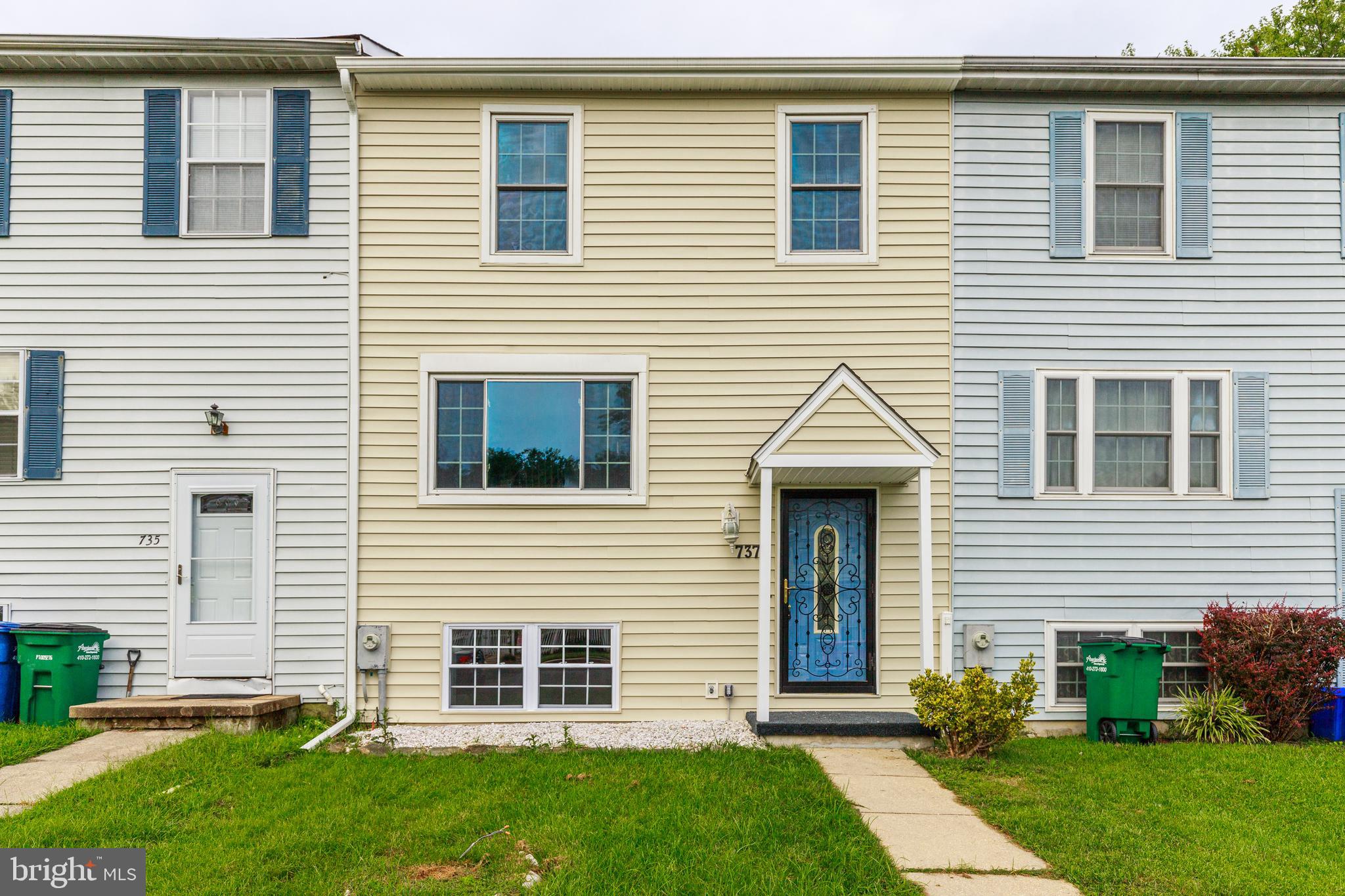 BRENTWOOD SQUARE - Residential