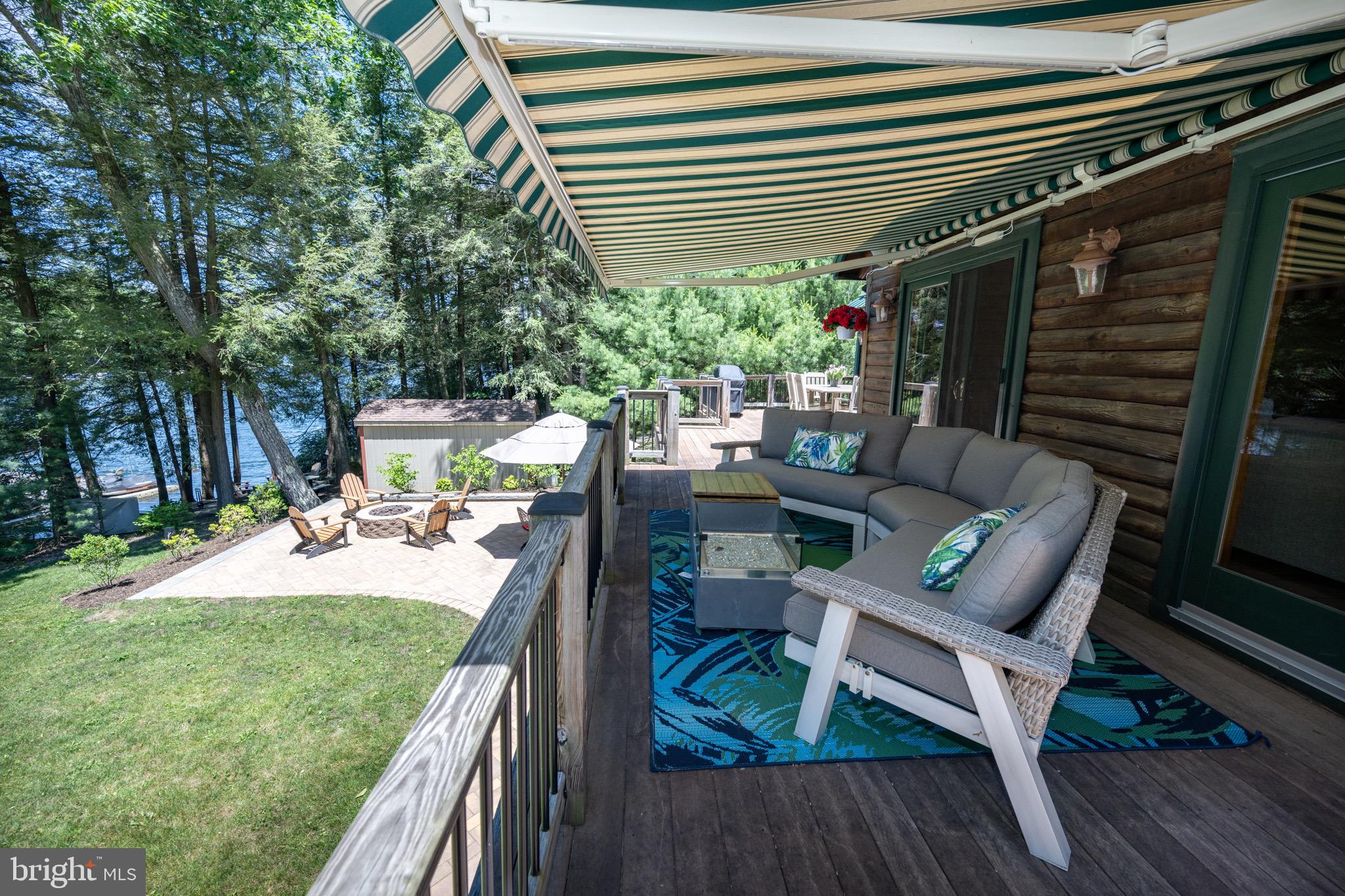 LAKE SHORE DRIVE - Residential