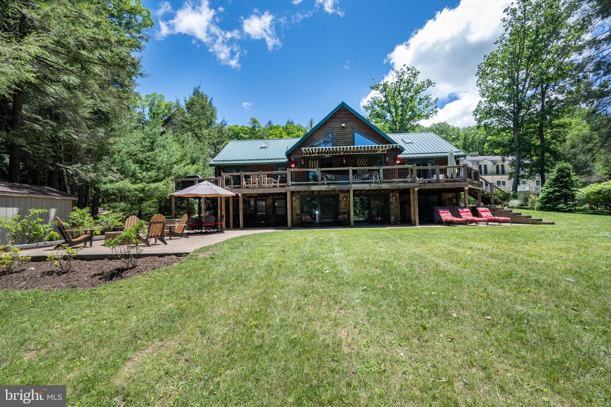 LAKE SHORE DRIVE - Residential
