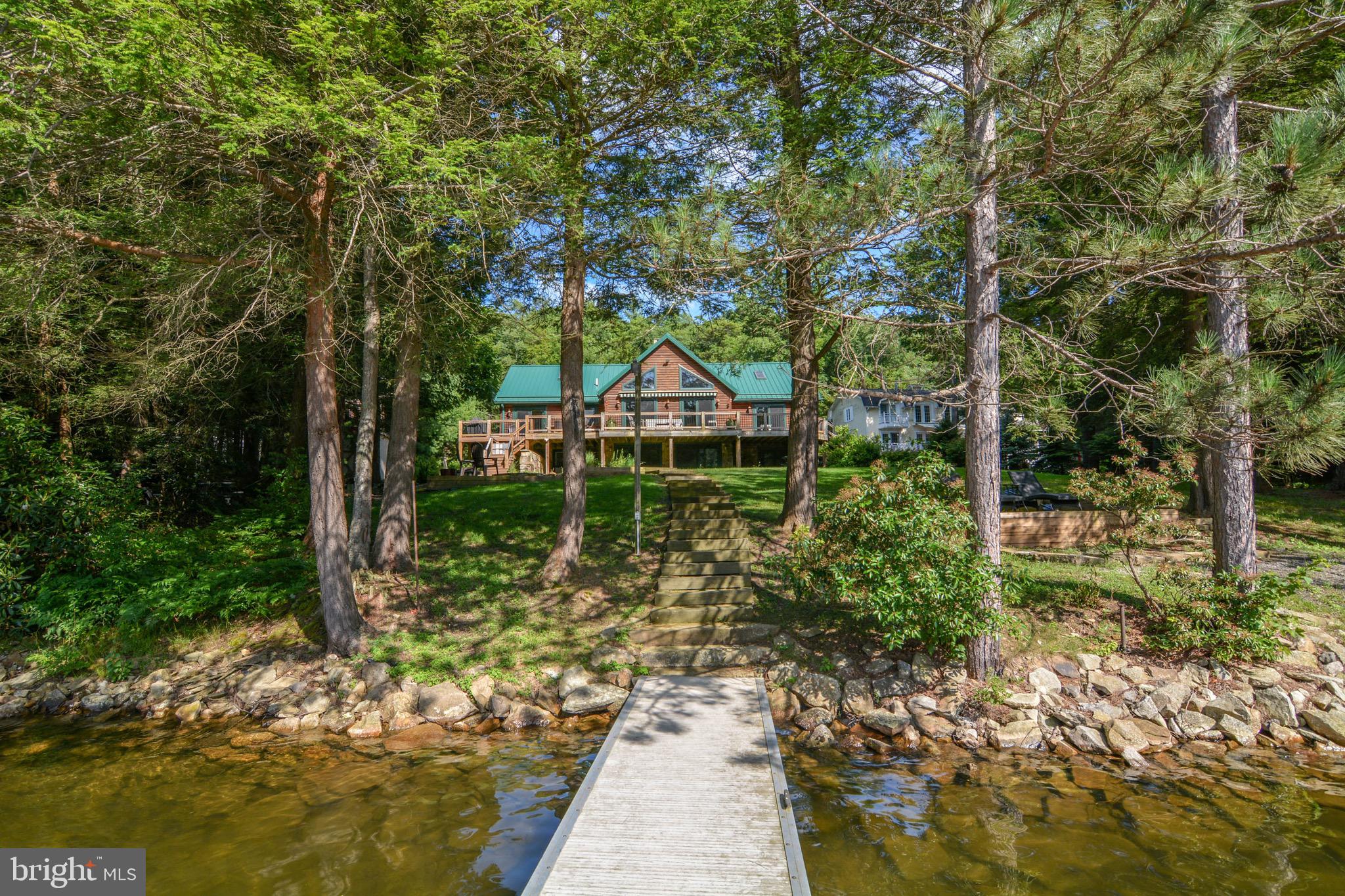 LAKE SHORE DRIVE - Residential