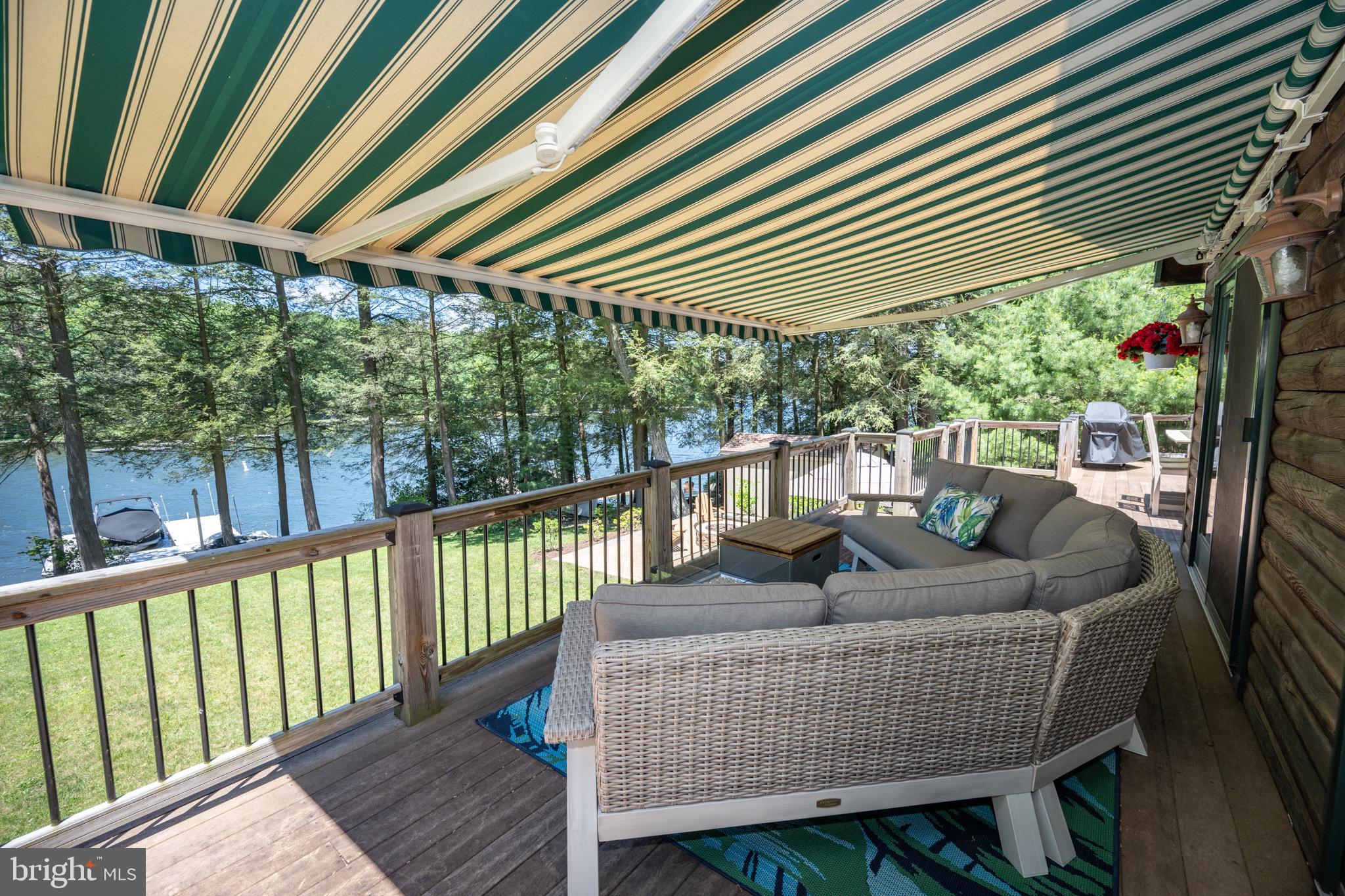 LAKE SHORE DRIVE - Residential