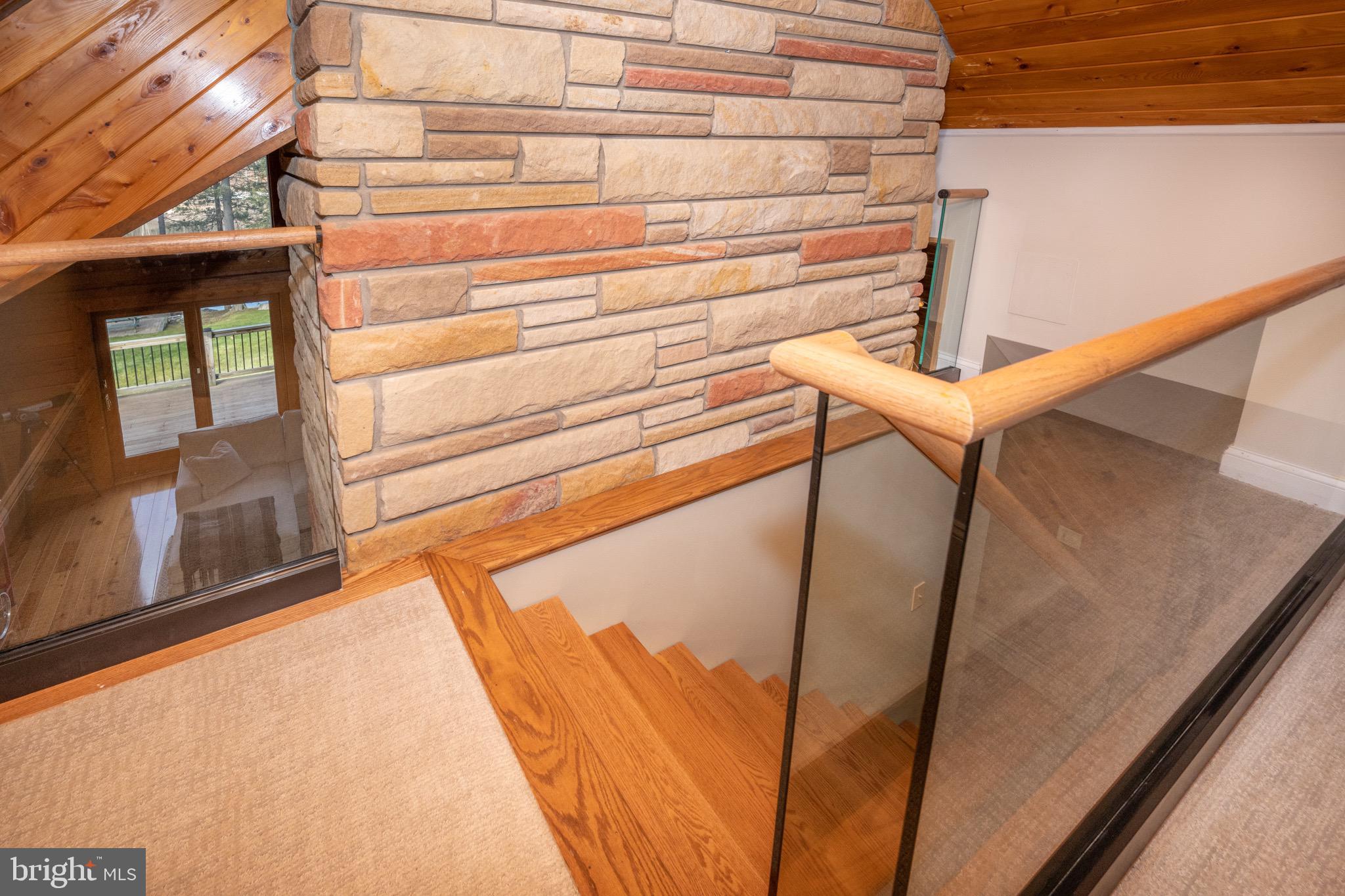 LAKE SHORE DRIVE - Residential