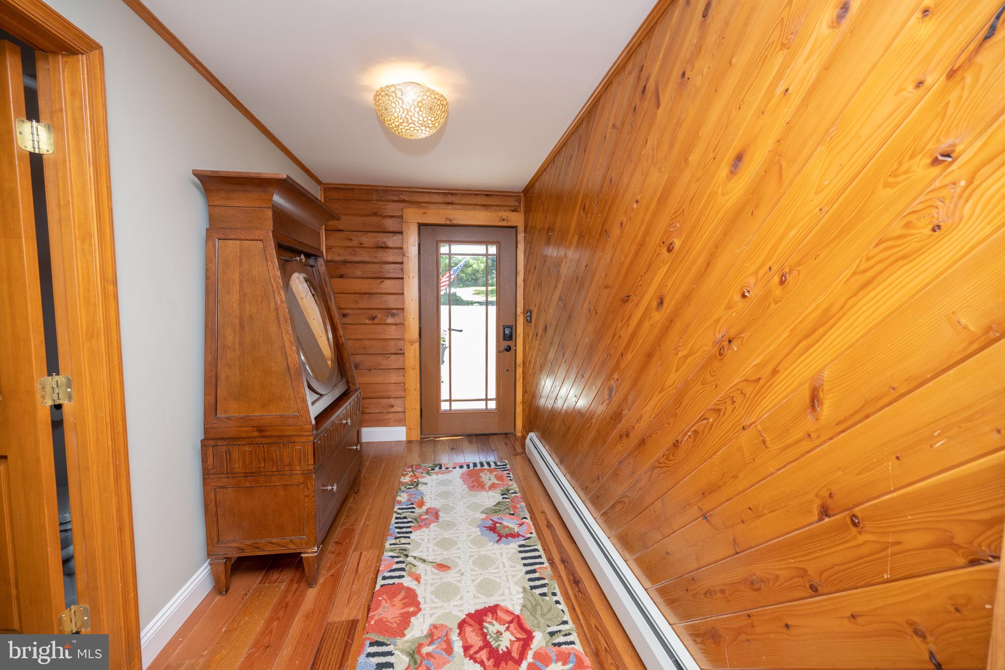 LAKE SHORE DRIVE - Residential