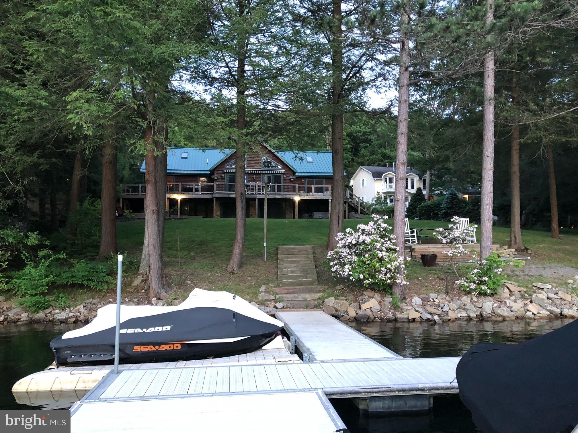 LAKE SHORE DRIVE - Residential