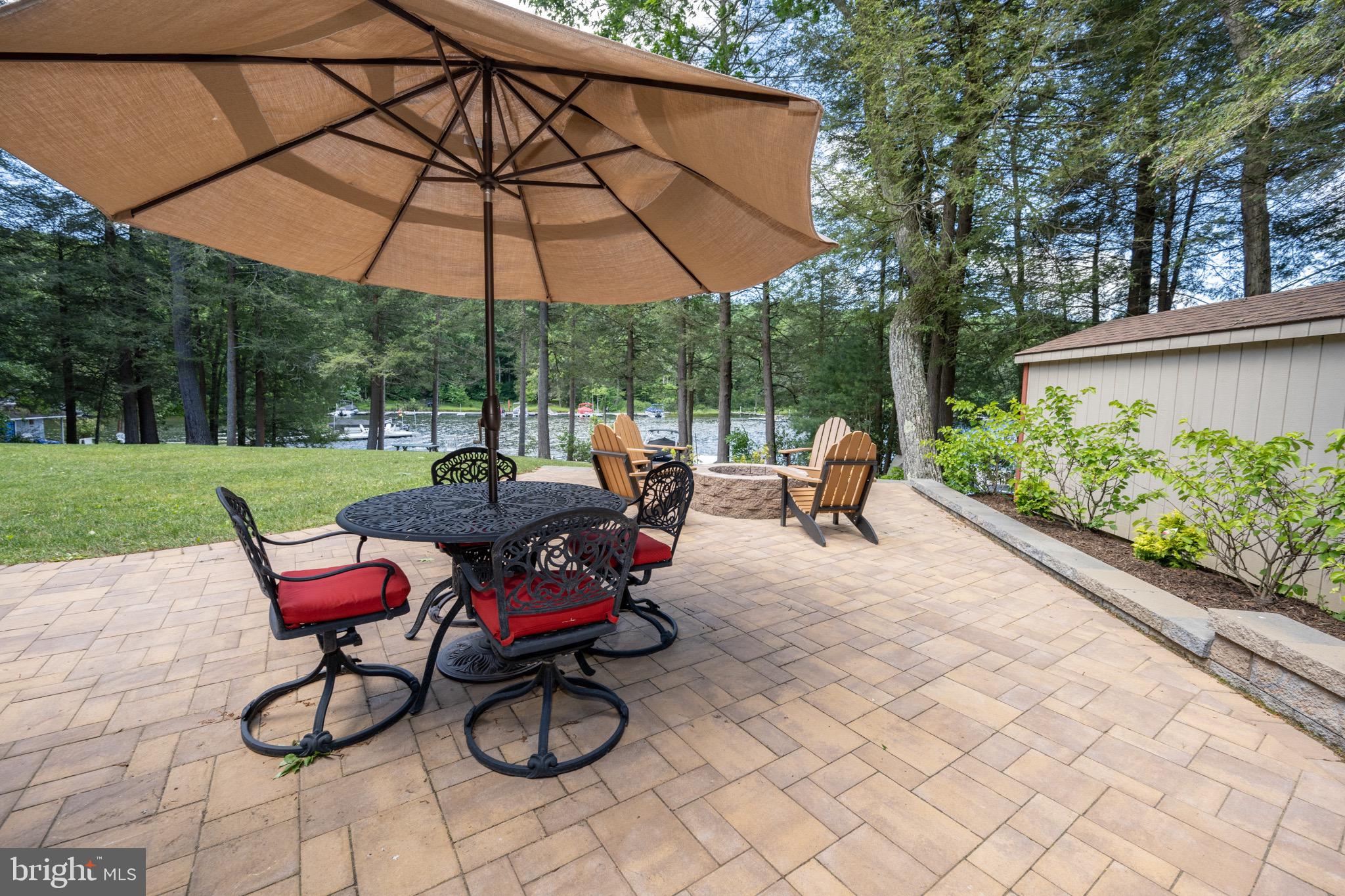 LAKE SHORE DRIVE - Residential