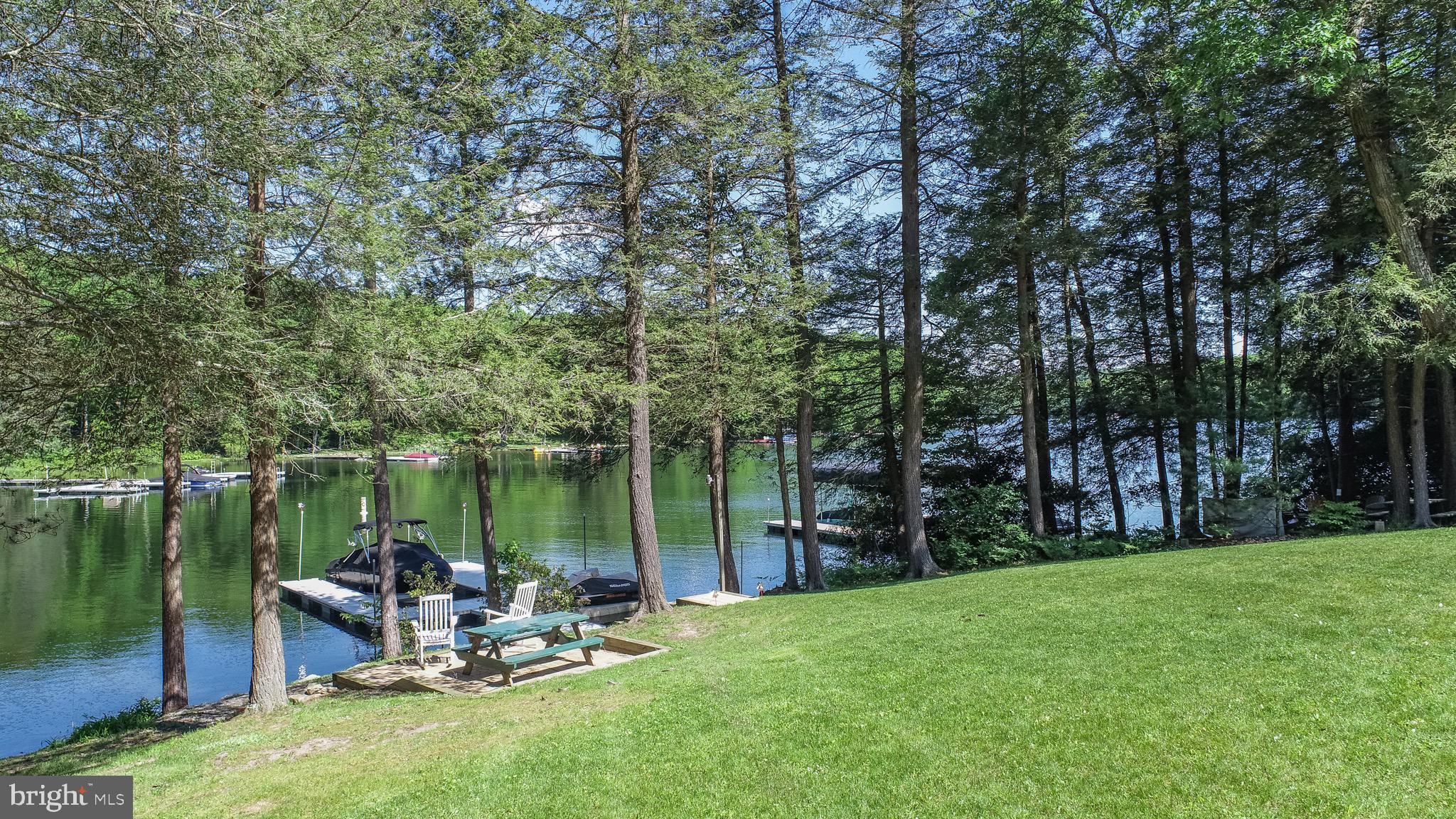 LAKE SHORE DRIVE - Residential
