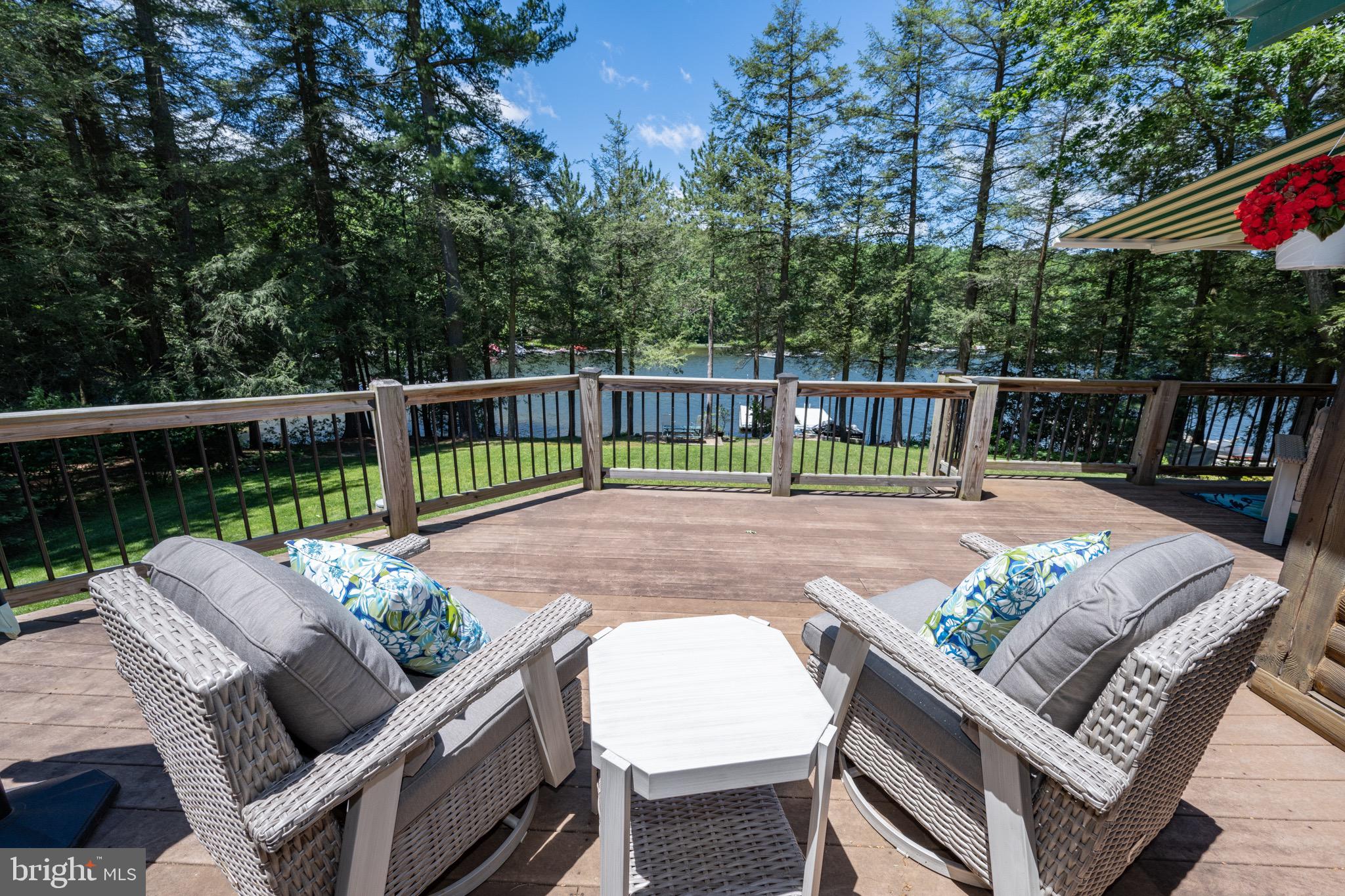 LAKE SHORE DRIVE - Residential